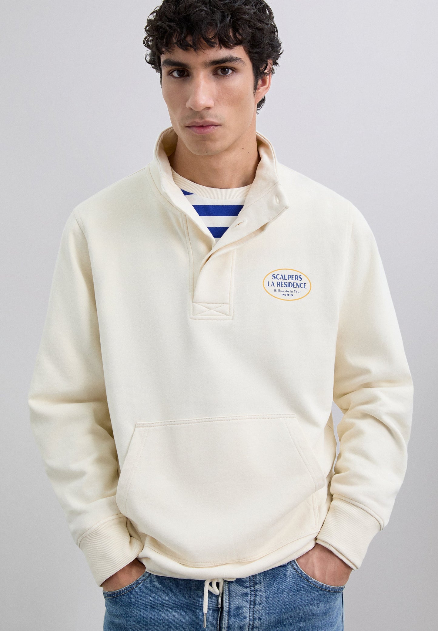 SUDADERA CUELLO ALTO LOGO