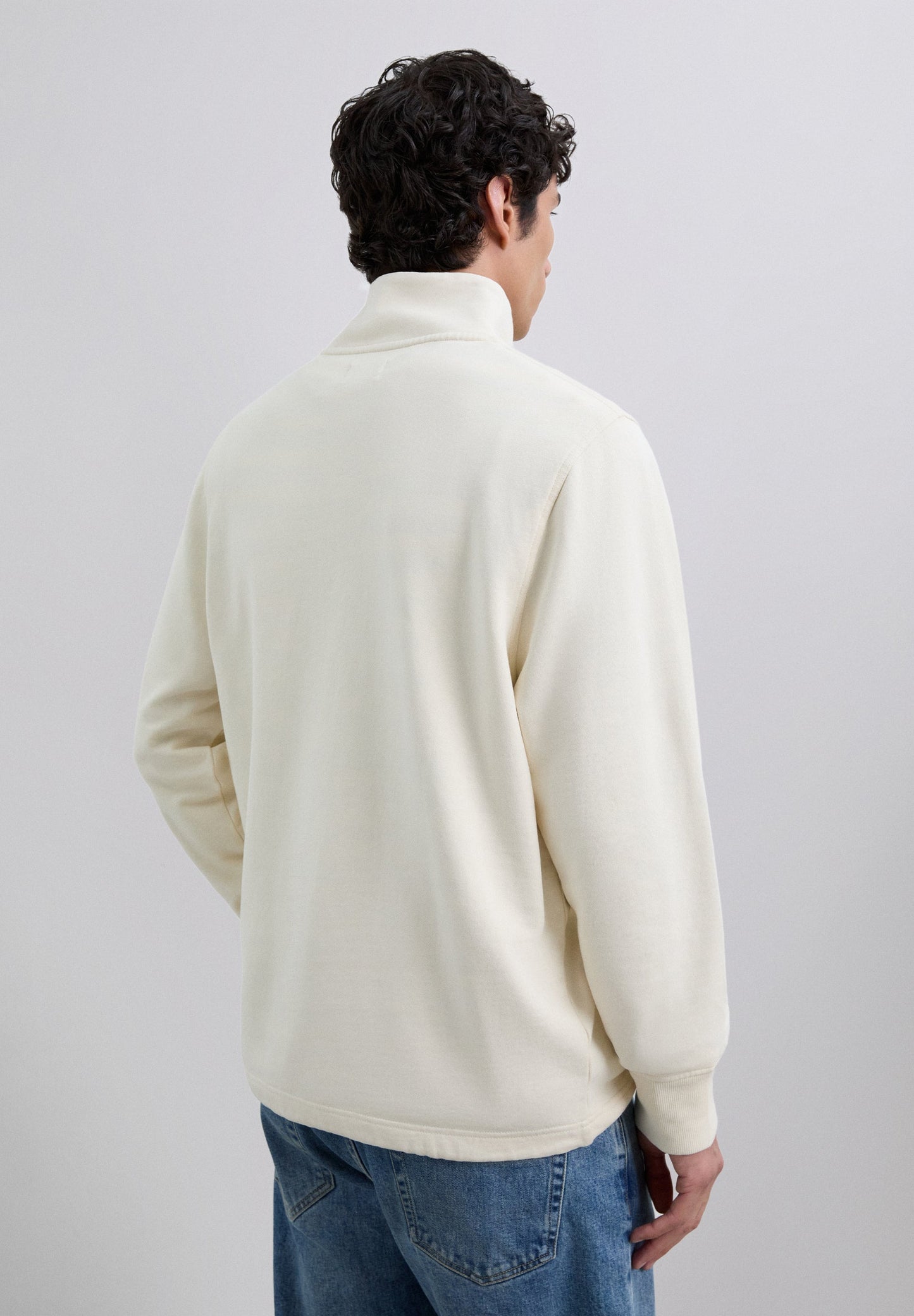 SUDADERA CUELLO ALTO LOGO