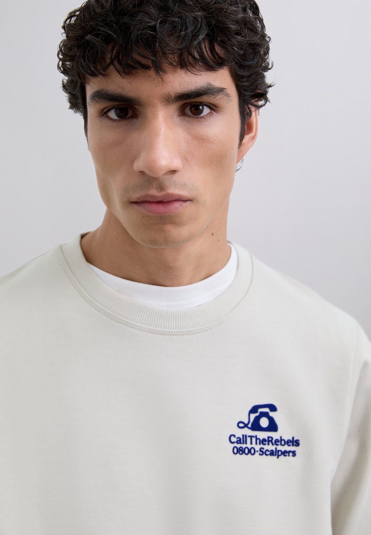 SUDADERA LOGO RELIEVE