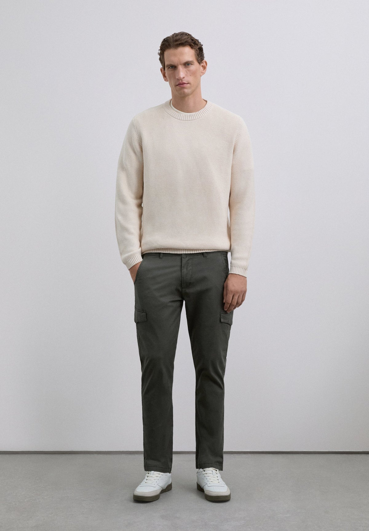 PANTALÓN CARGO SLIM FIT