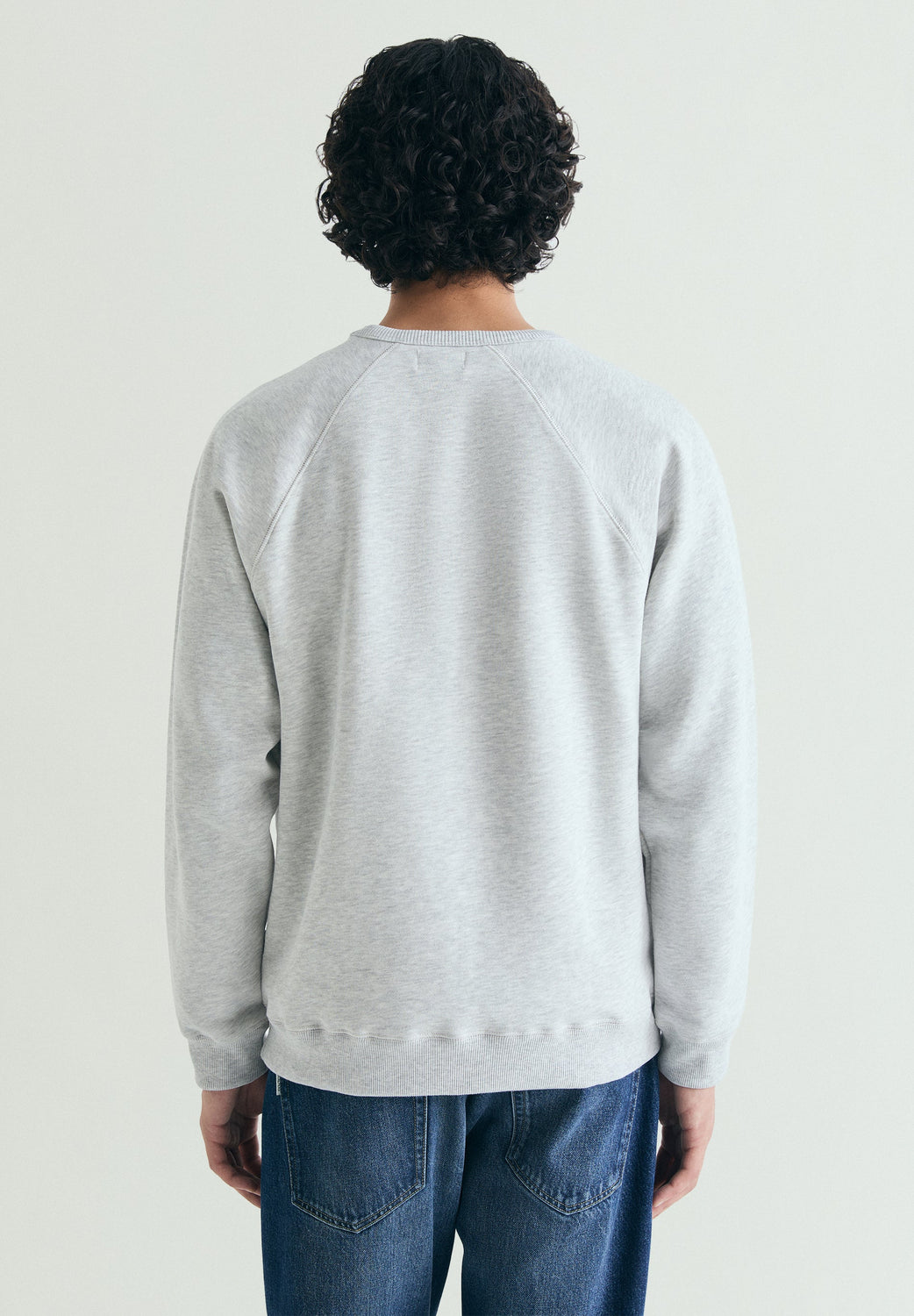 SUDADERA ESTAMPADA VARSITY - Scalpers