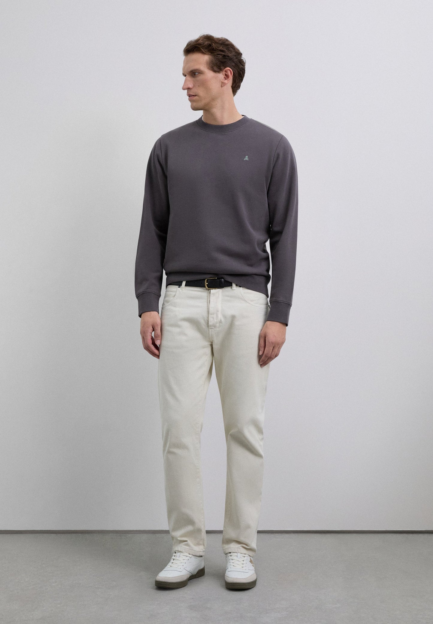 SUDADERA BORDADA CONTRASTE ALGODÓN