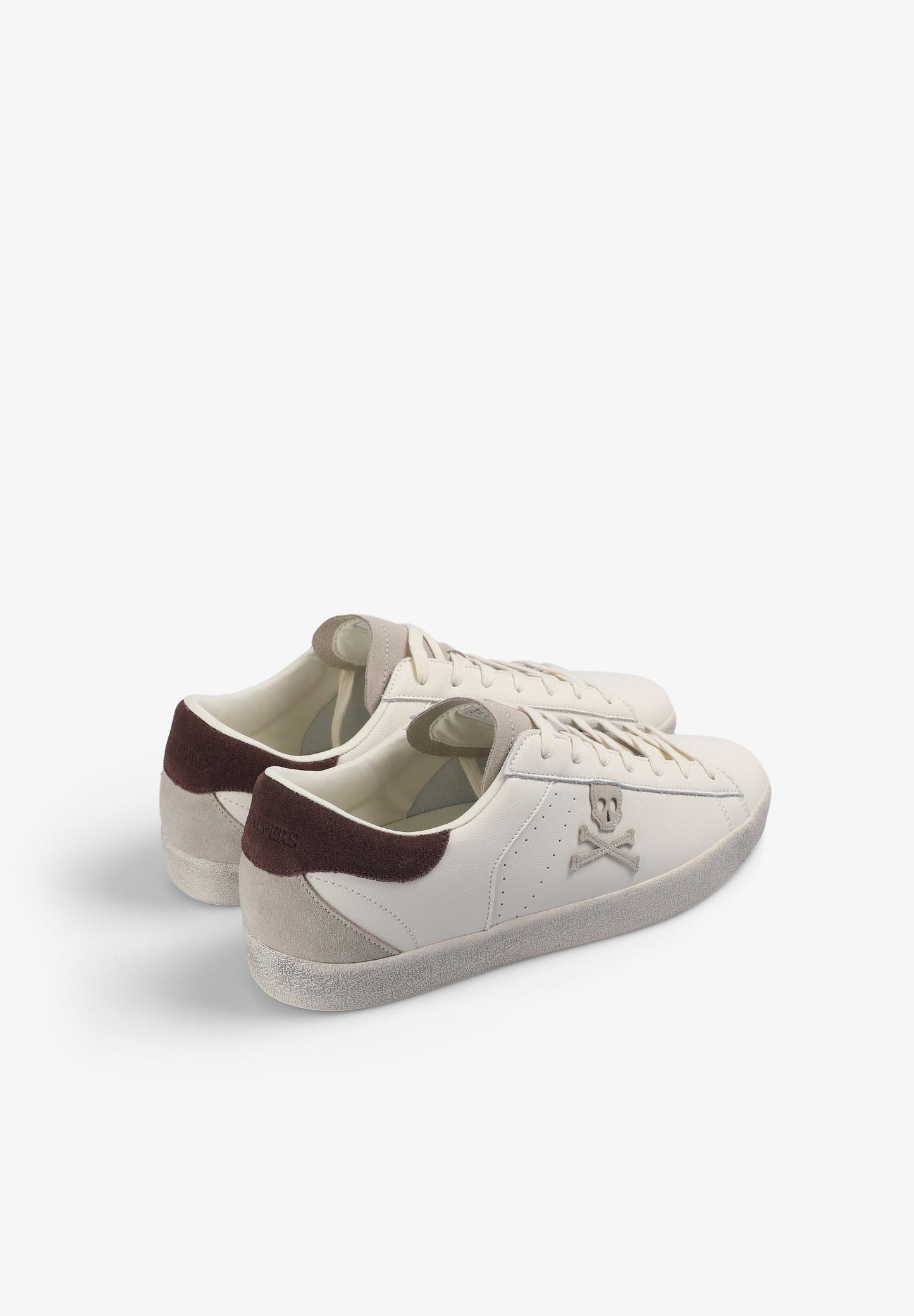 SNEAKERS CALAVERA SUELA CASCO