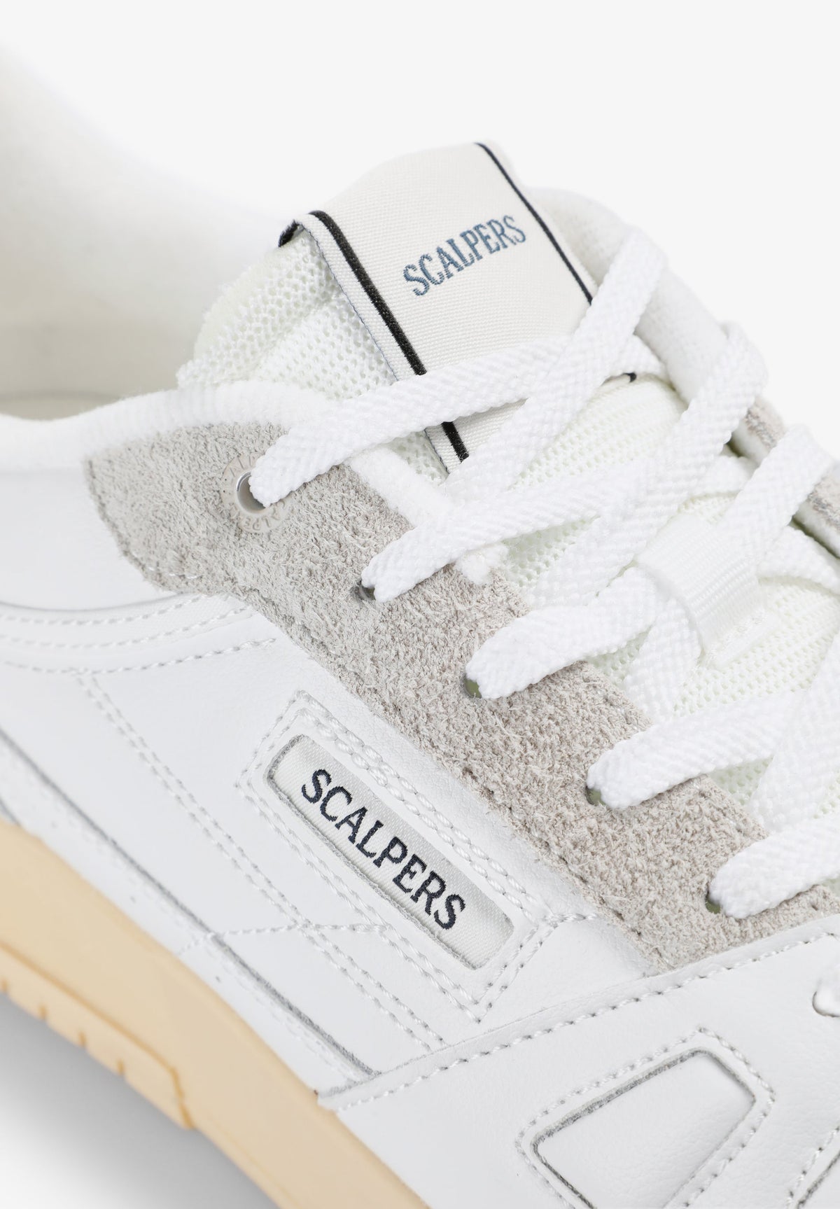 SNEAKERS CALAVERA PIEL - Scalpers