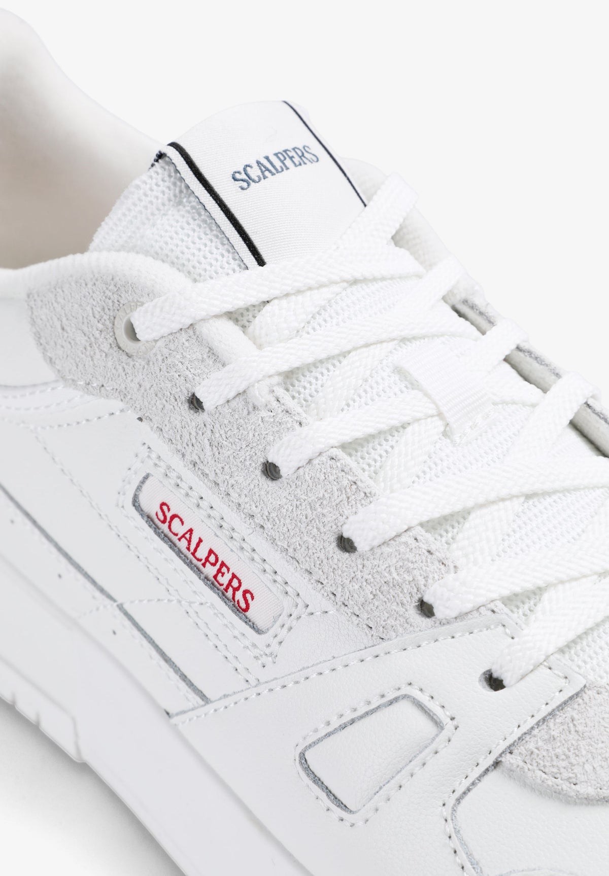 SNEAKERS CALAVERA PIEL - Scalpers