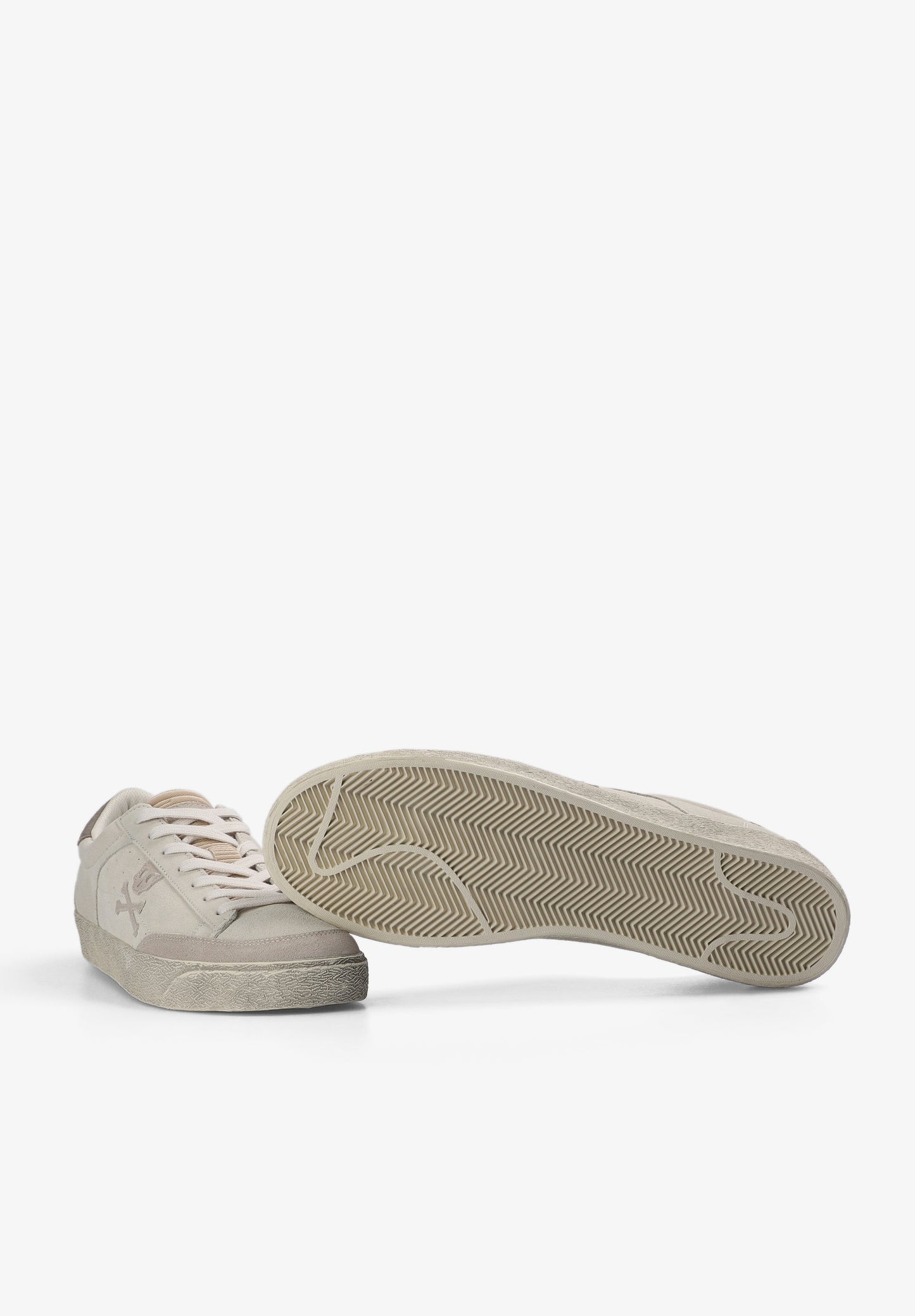 SNEAKERS BAJAS CALAVERA LATERAL