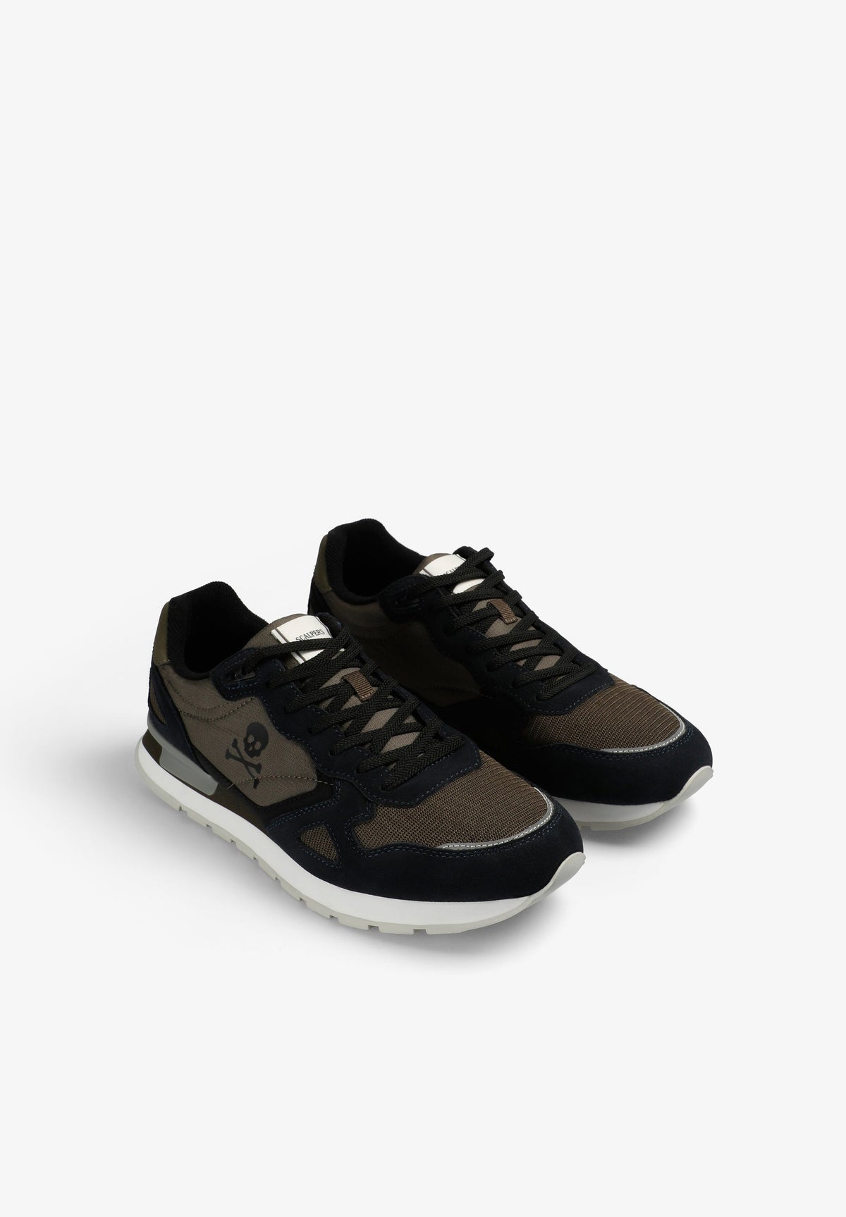 SNEAKERS PIEL CALAVERA - Scalpers