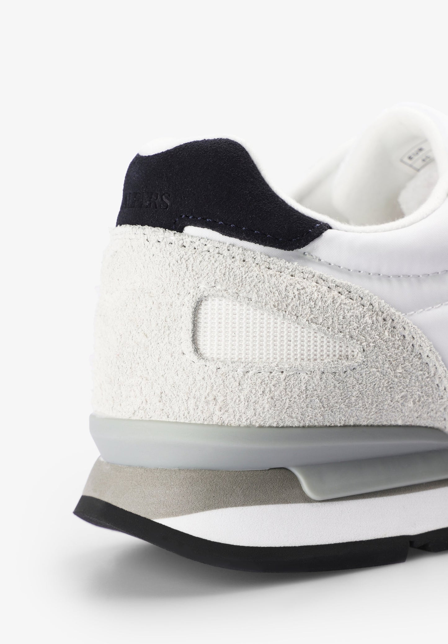 SNEAKERS PIEL CALAVERA