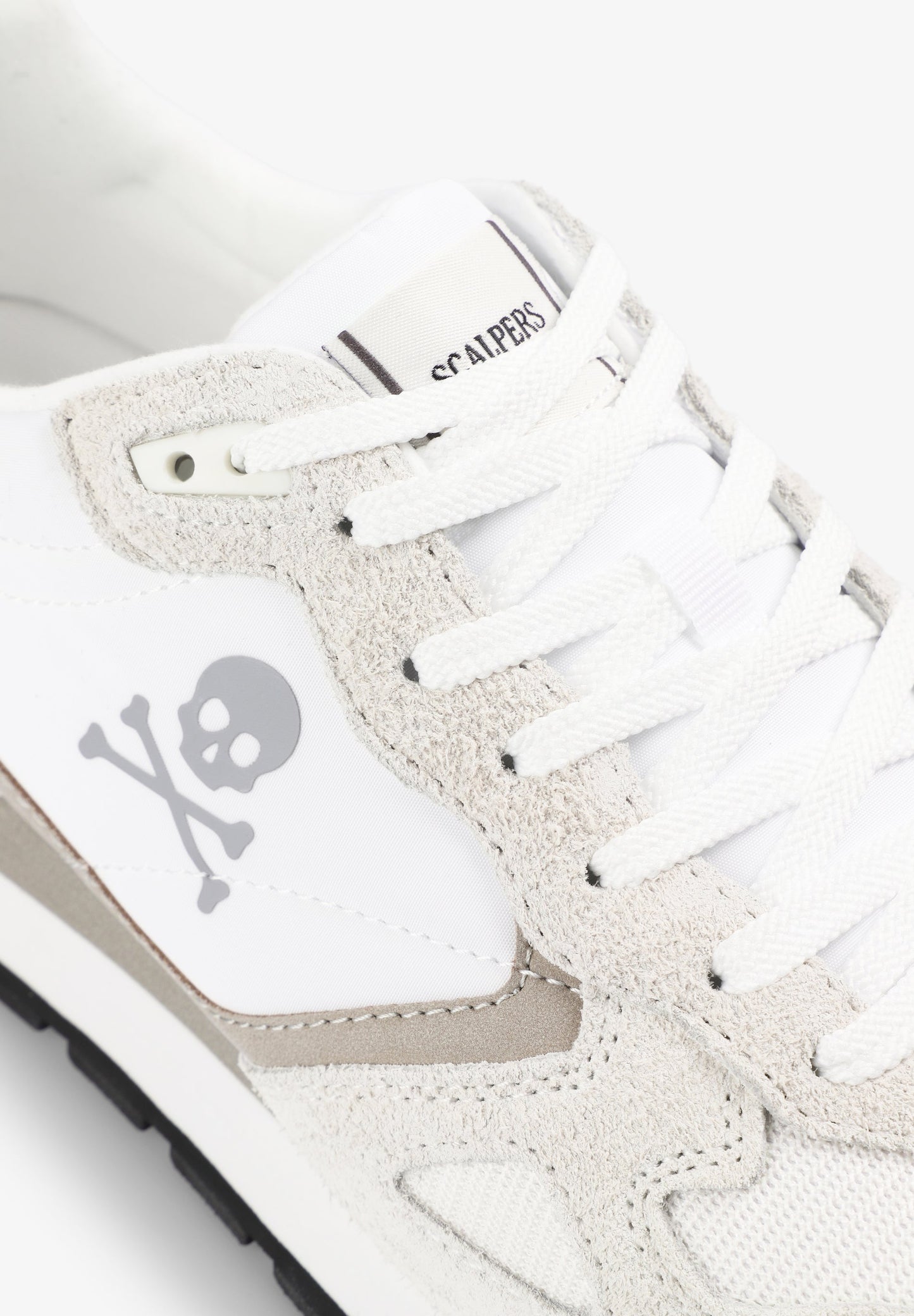 SNEAKERS PIEL CALAVERA