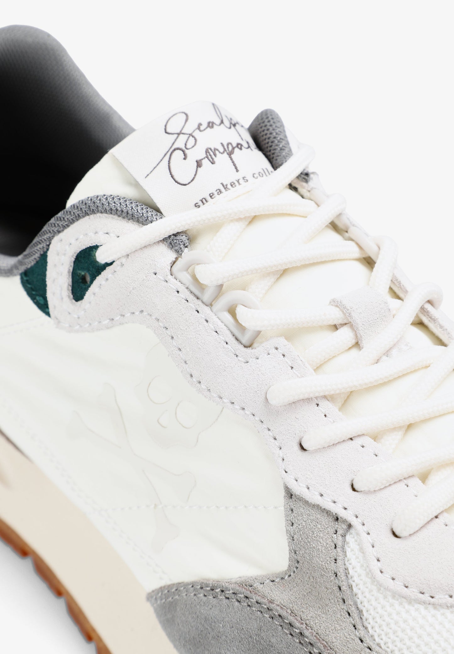 SNEAKERS CALAVERA LATERAL