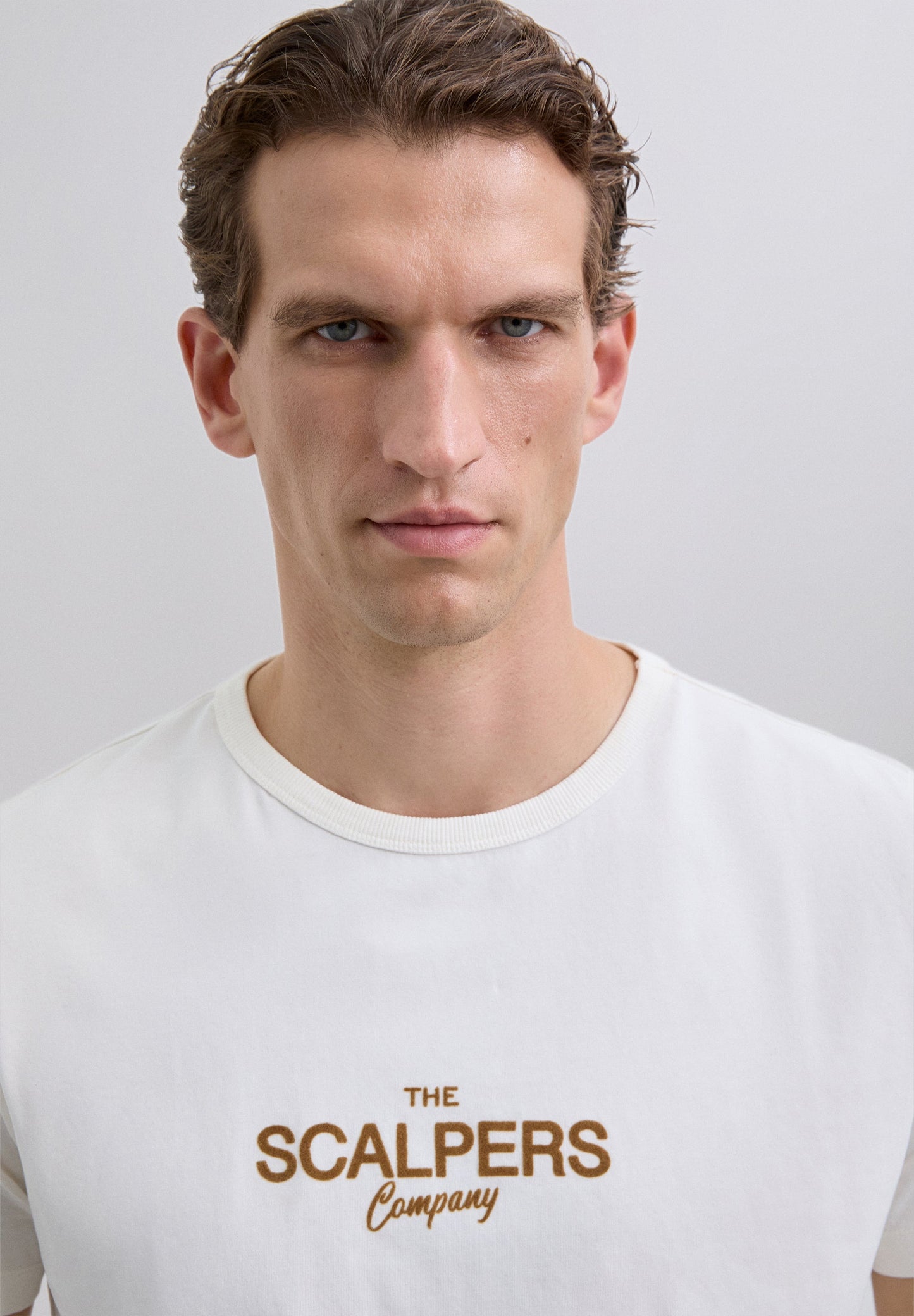 CAMISETA LOGO FRONTAL