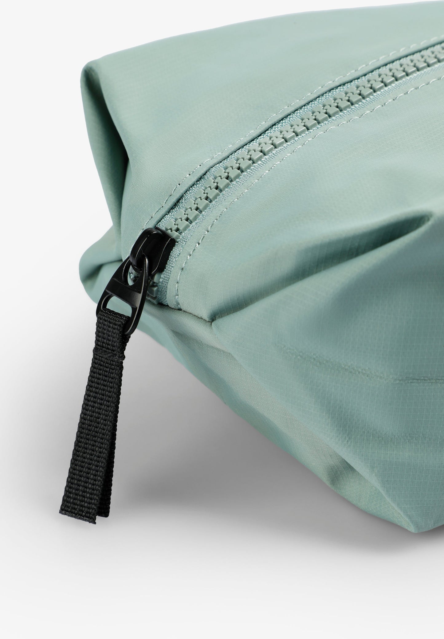 NECESER TÉCNICO CON ASA