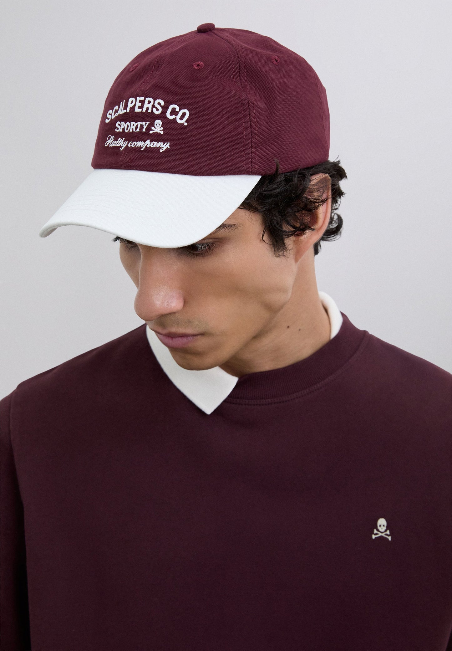 GORRA LOGO CONTRASTE