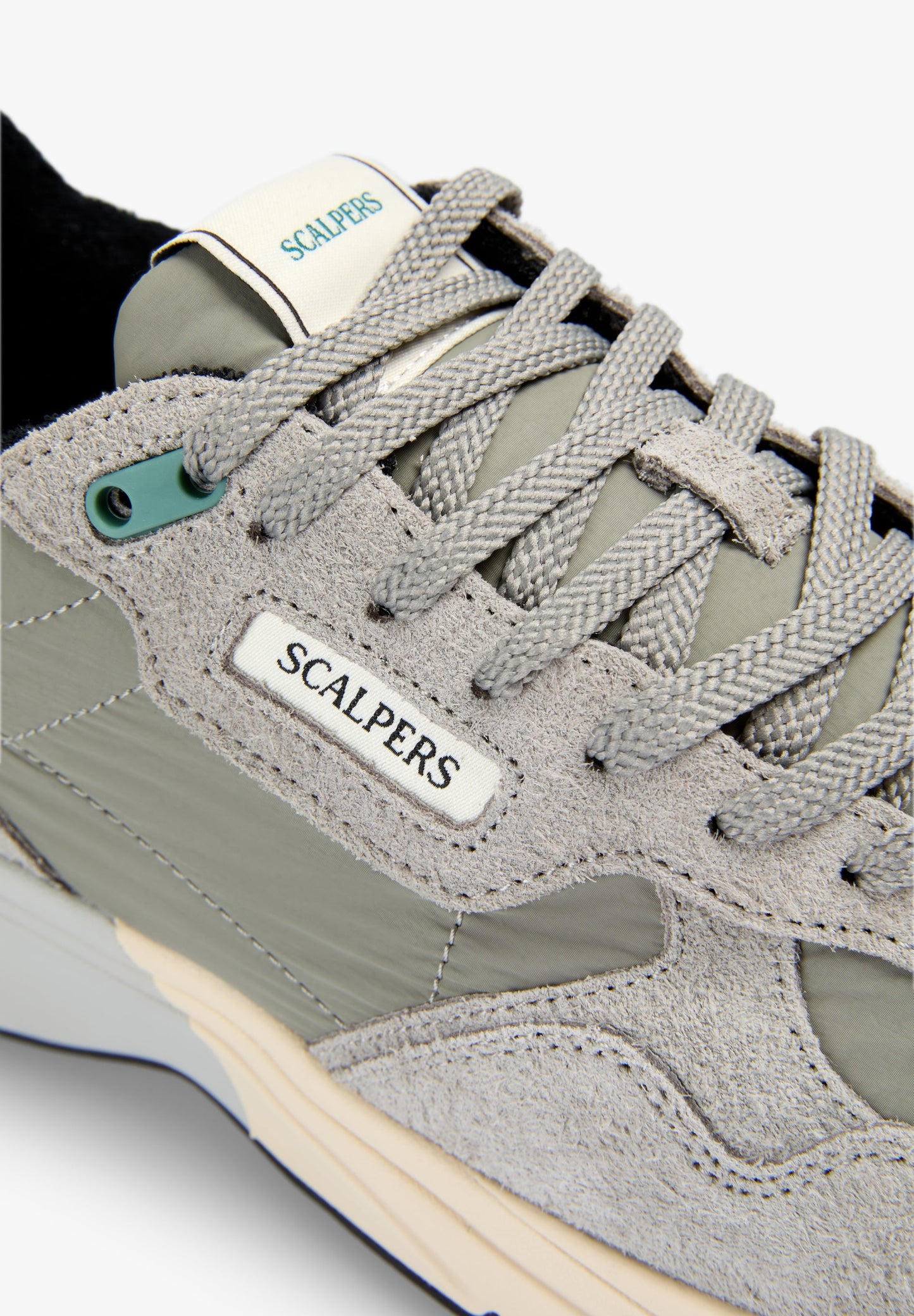 ZAPATILLA ANTE CONTRASTE