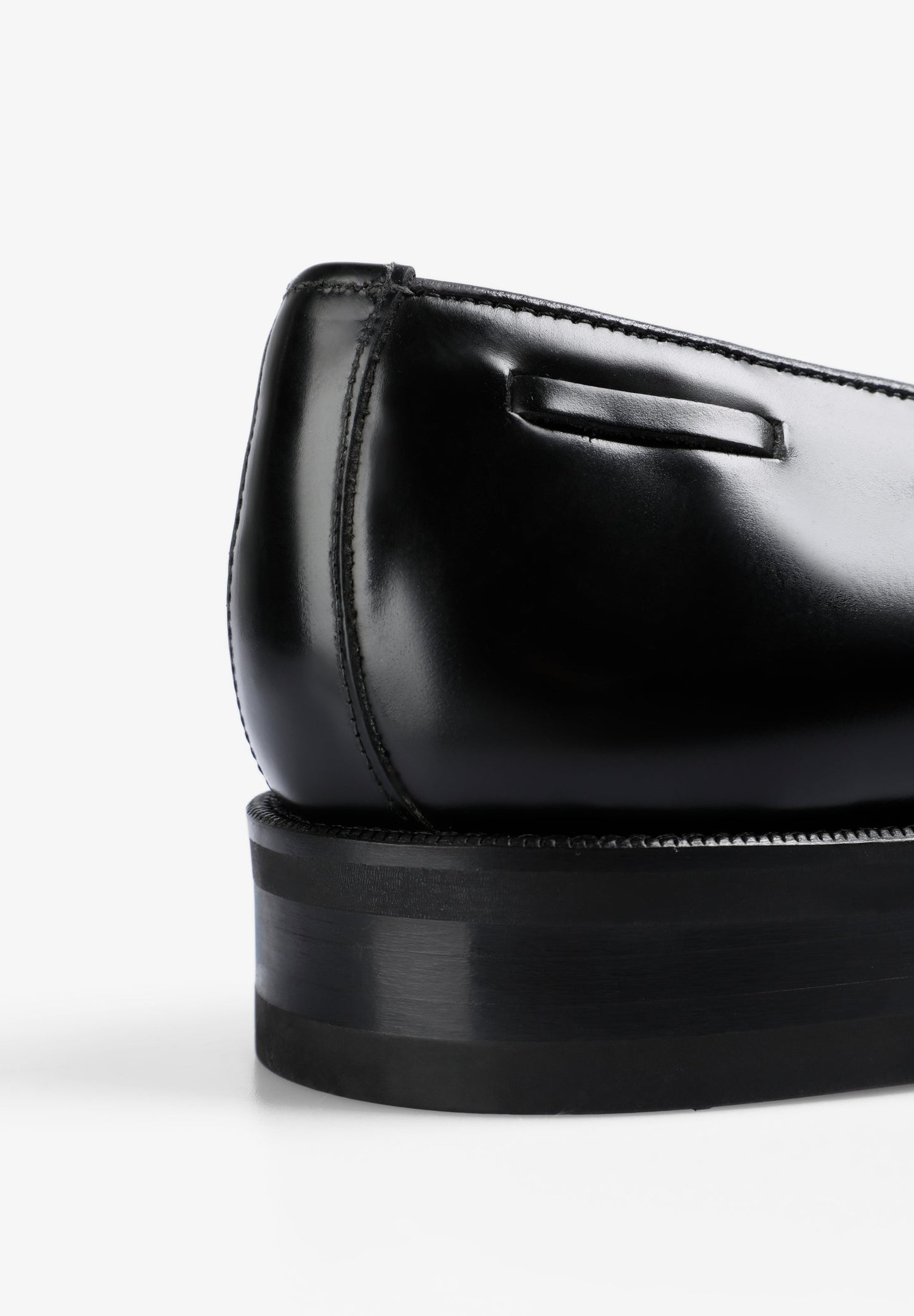 MOCASÍN VESTIR PIEL BORLAS