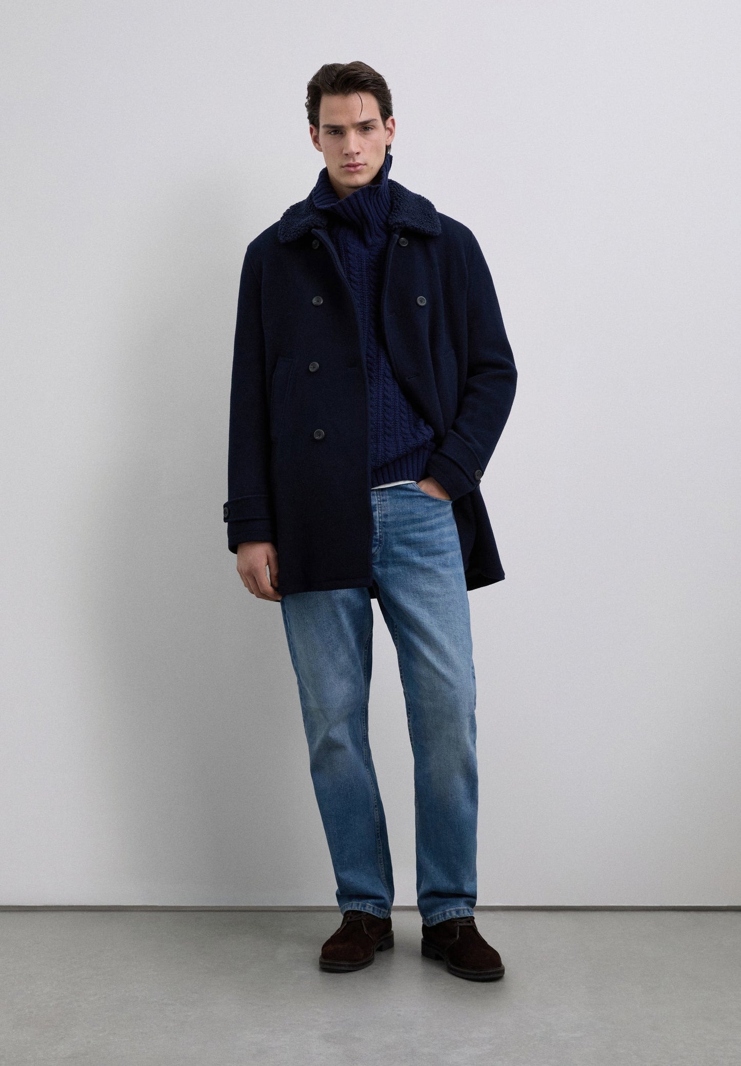 ABRIGO ABOTONADO CRUZADO LANA