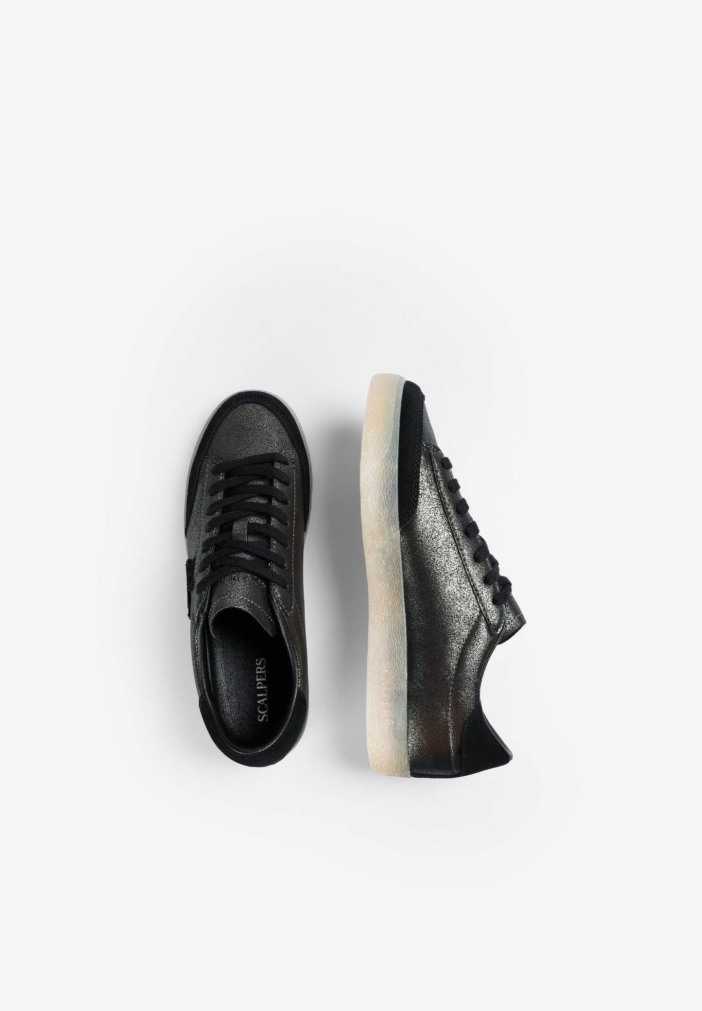 SNEAKERS METALIZADAS CALAVERA LATERAL