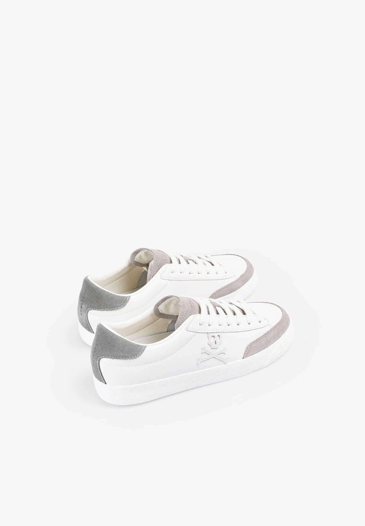 SNEAKERS BAJAS CALAVERA LATERLAL