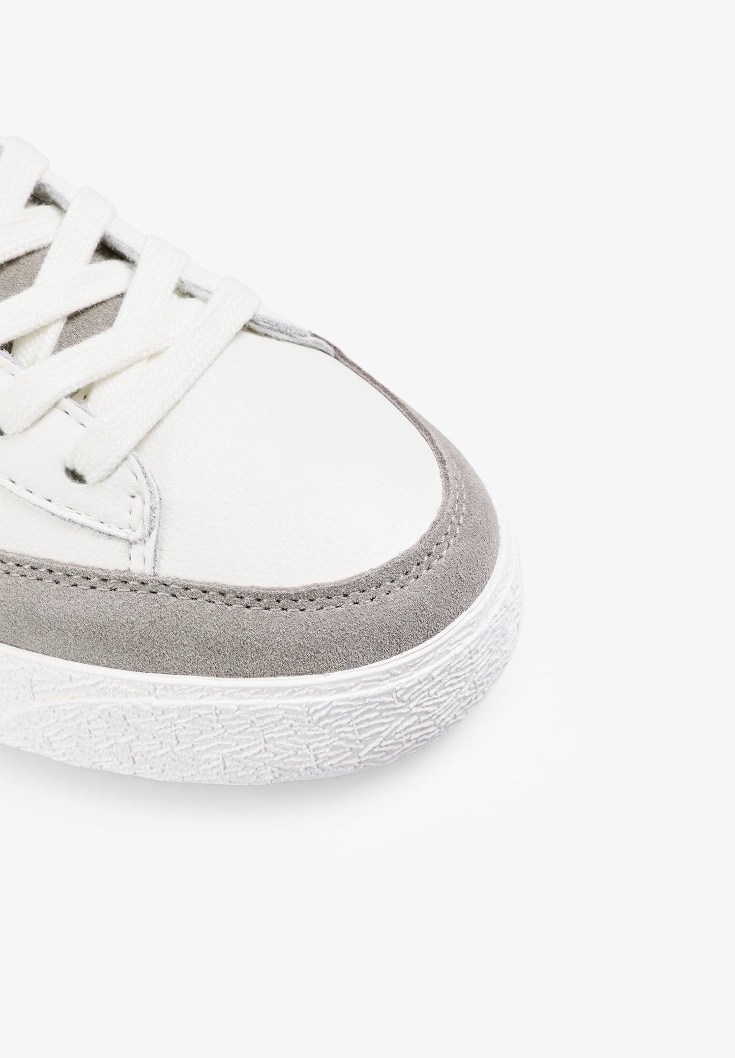 SNEAKERS BAJAS CALAVERA LATERLAL