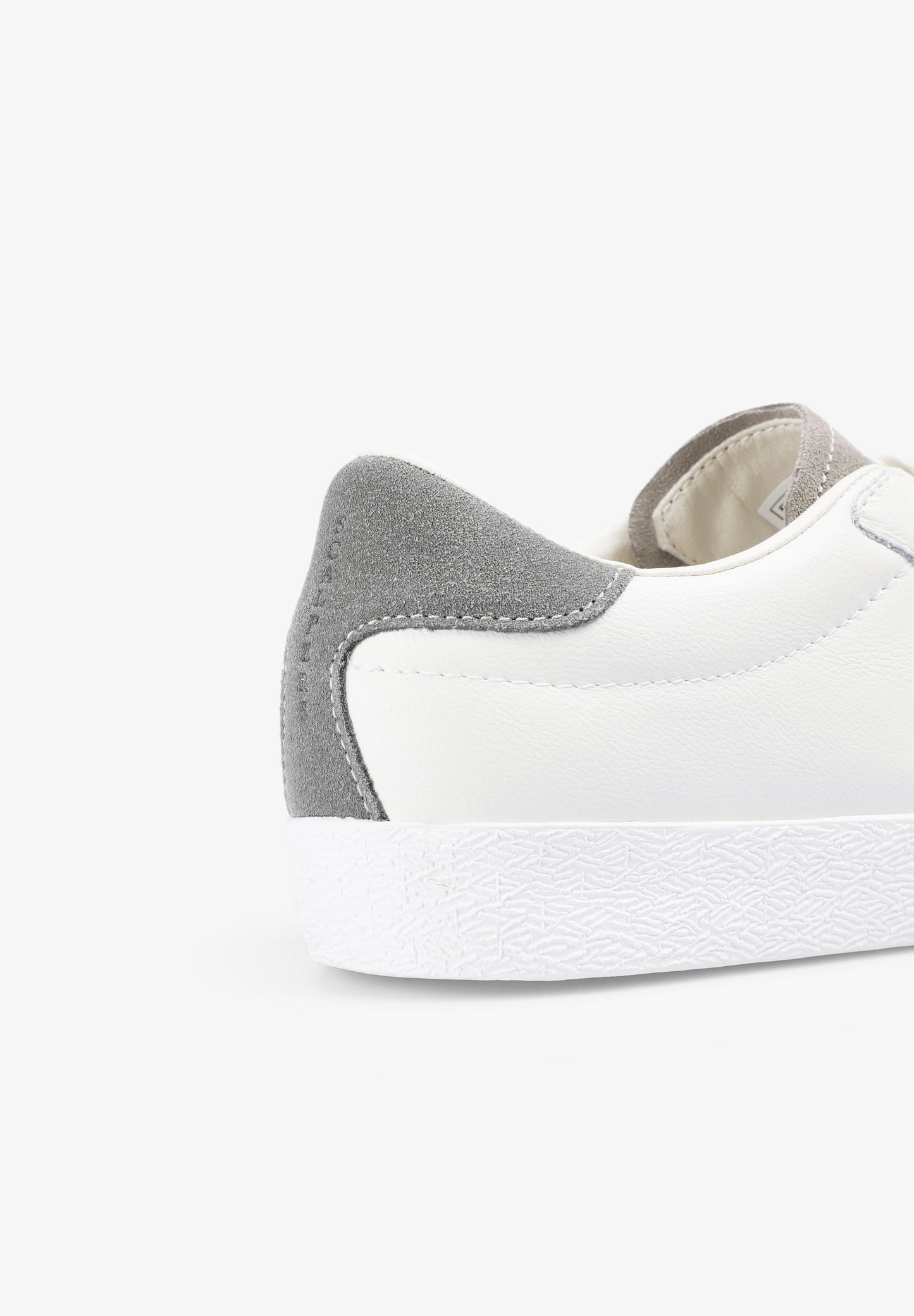 SNEAKERS BAJAS CALAVERA LATERLAL