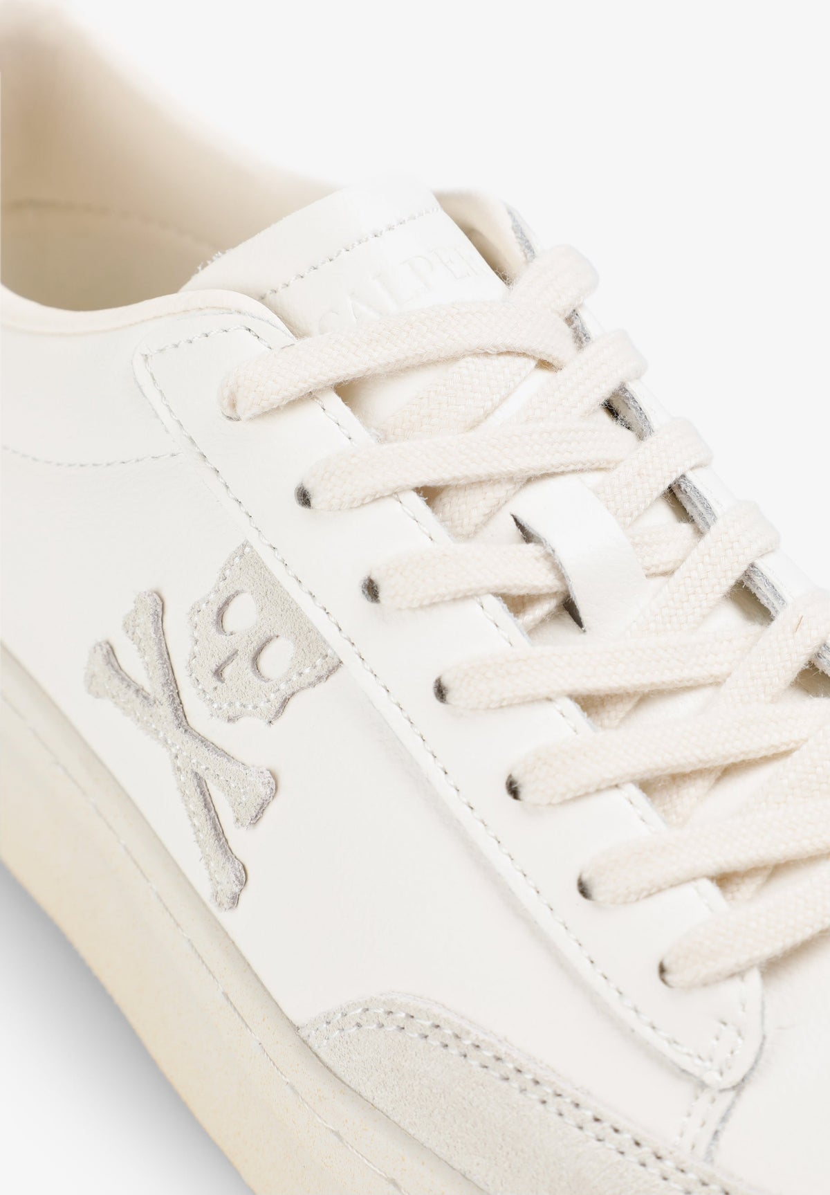 SNEAKERS BAJAS CALAVERA LATERAL - Scalpers