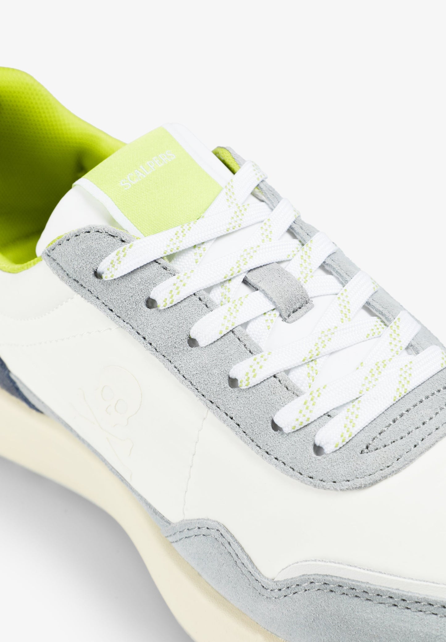 SNEAKERS TRICOLOR CALAVERA