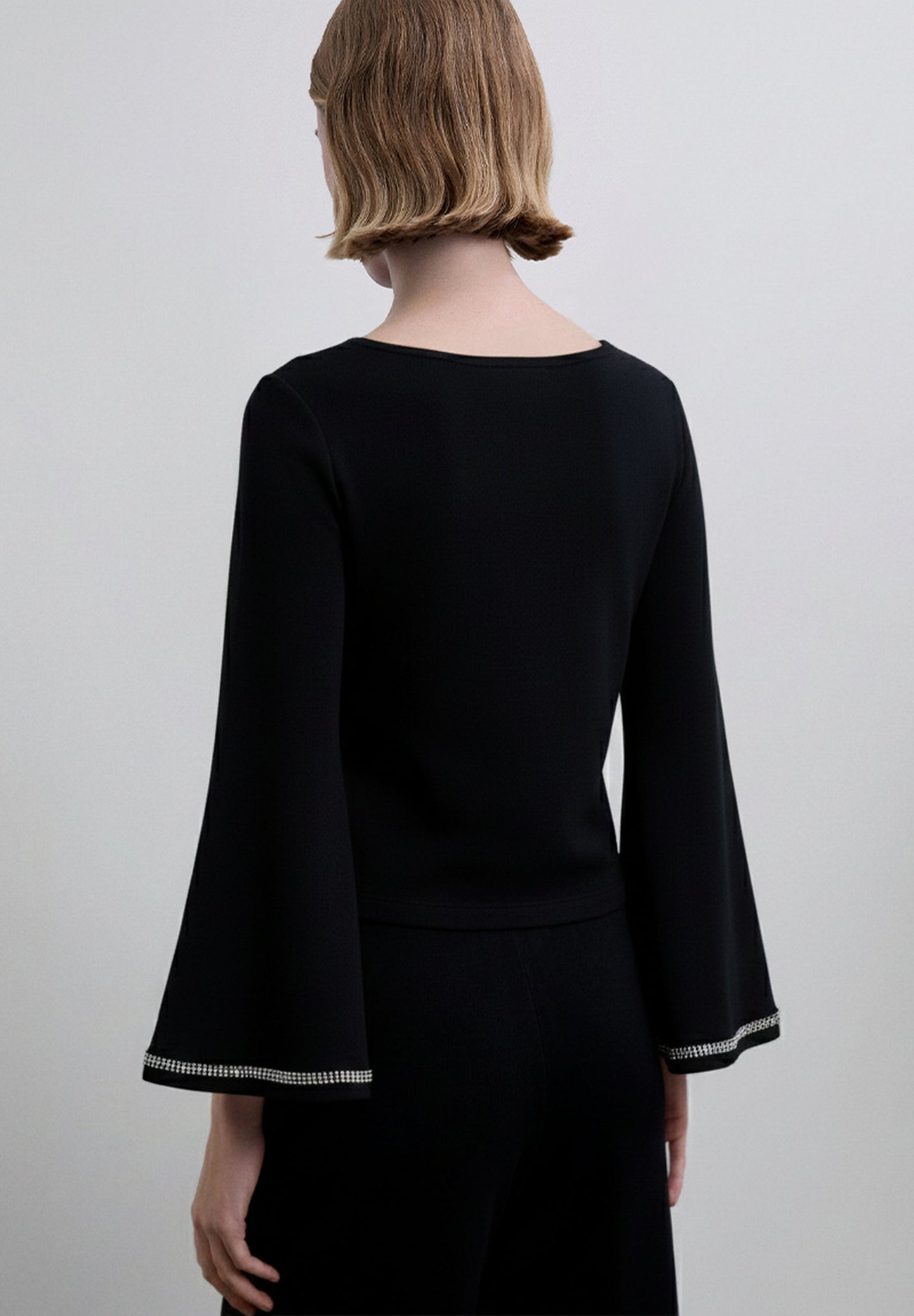 JERSEY DETALLES LENTEJUELAS