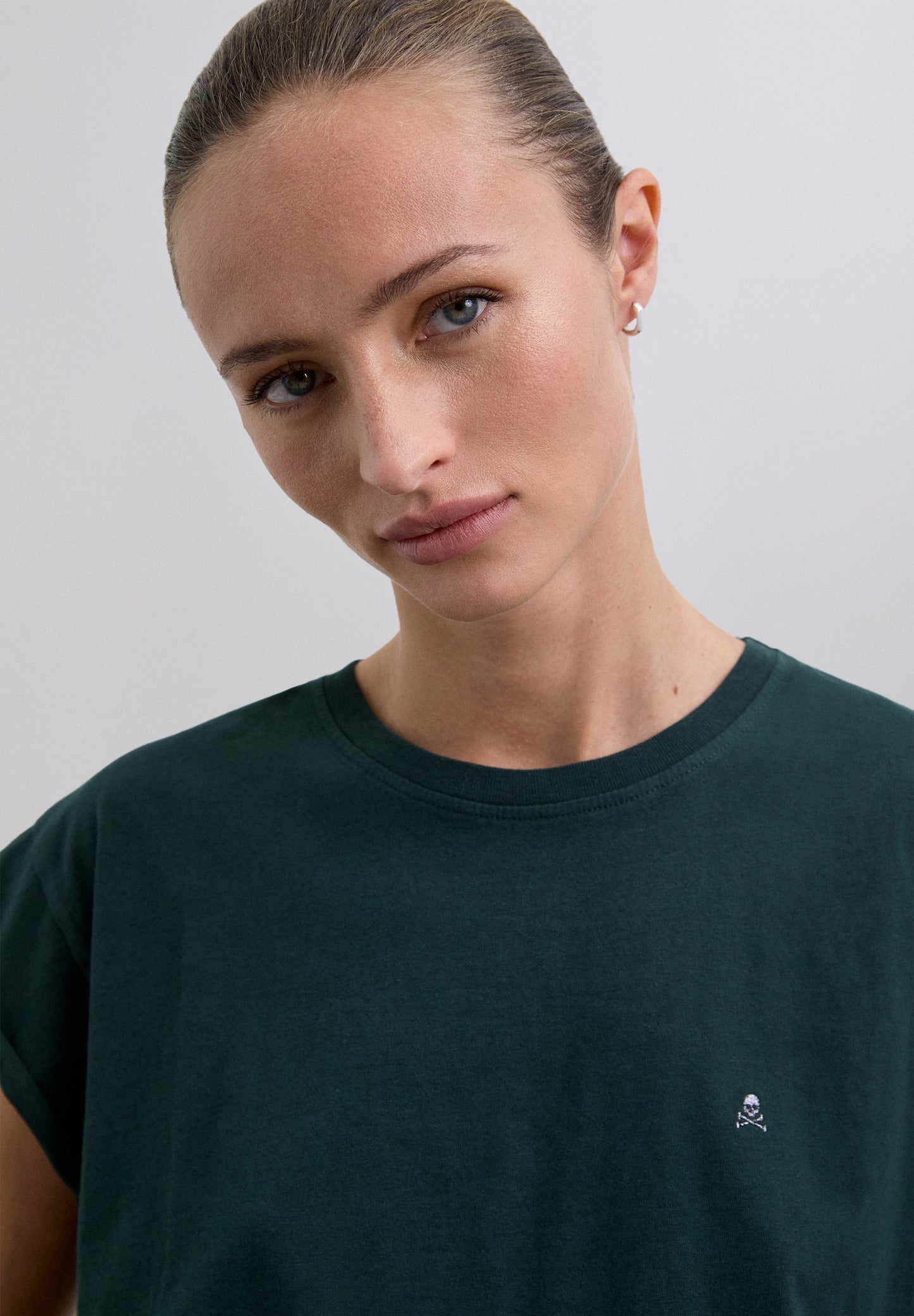 CAMISETA BÁSICA CALAVERA