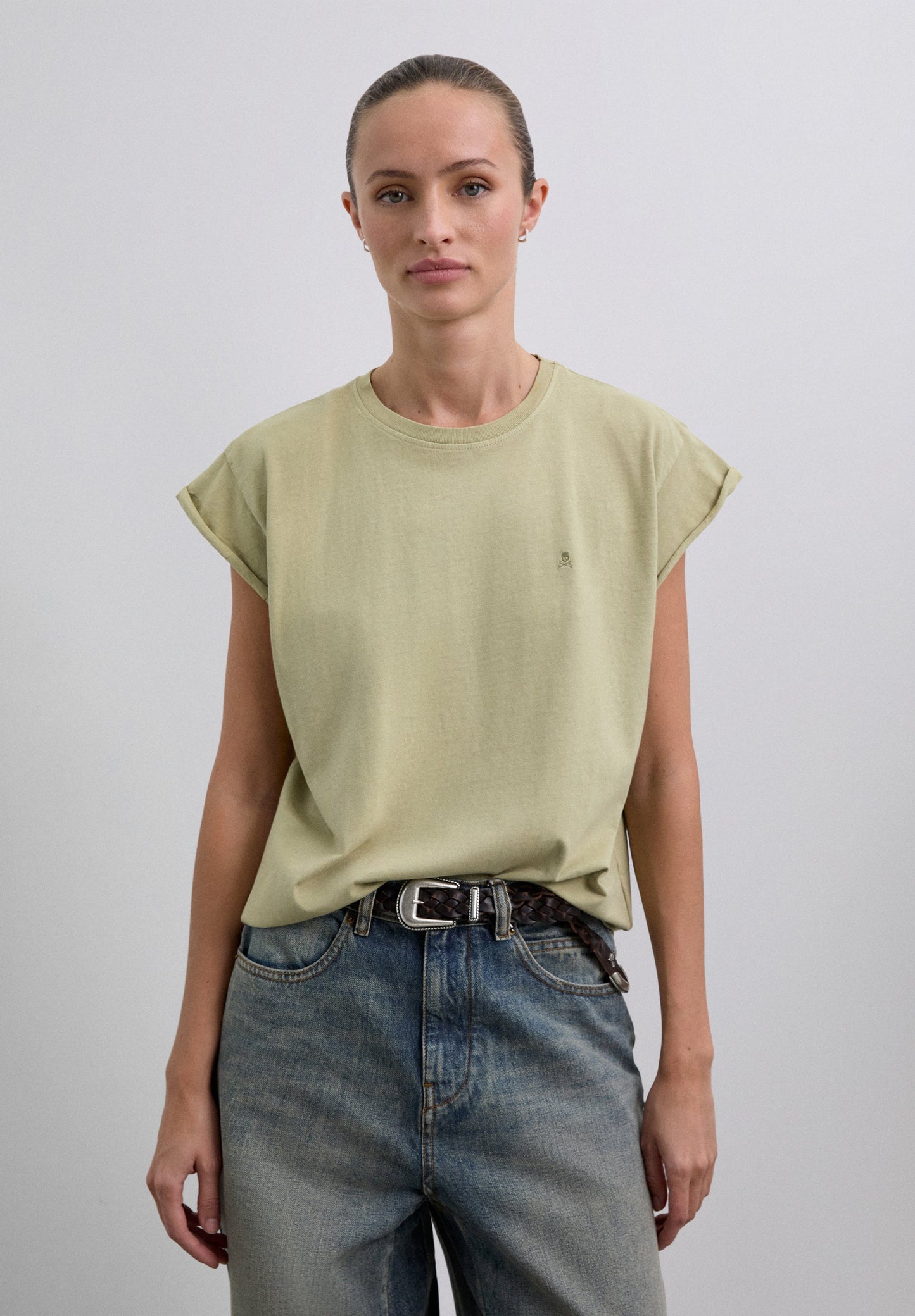 CAMISETA BÁSICA CALAVERA