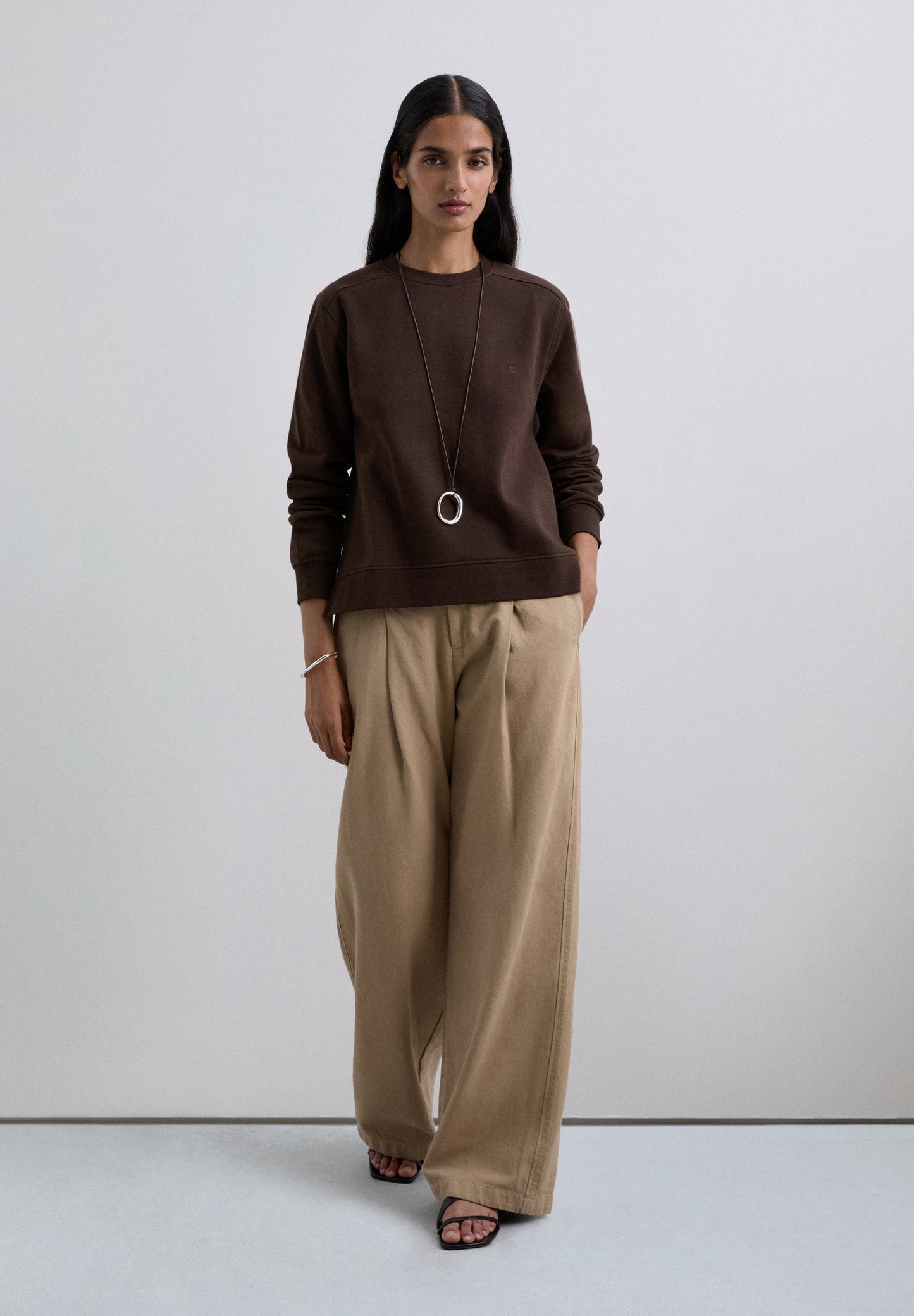 SUDADERA BÁSICA CALAVERA