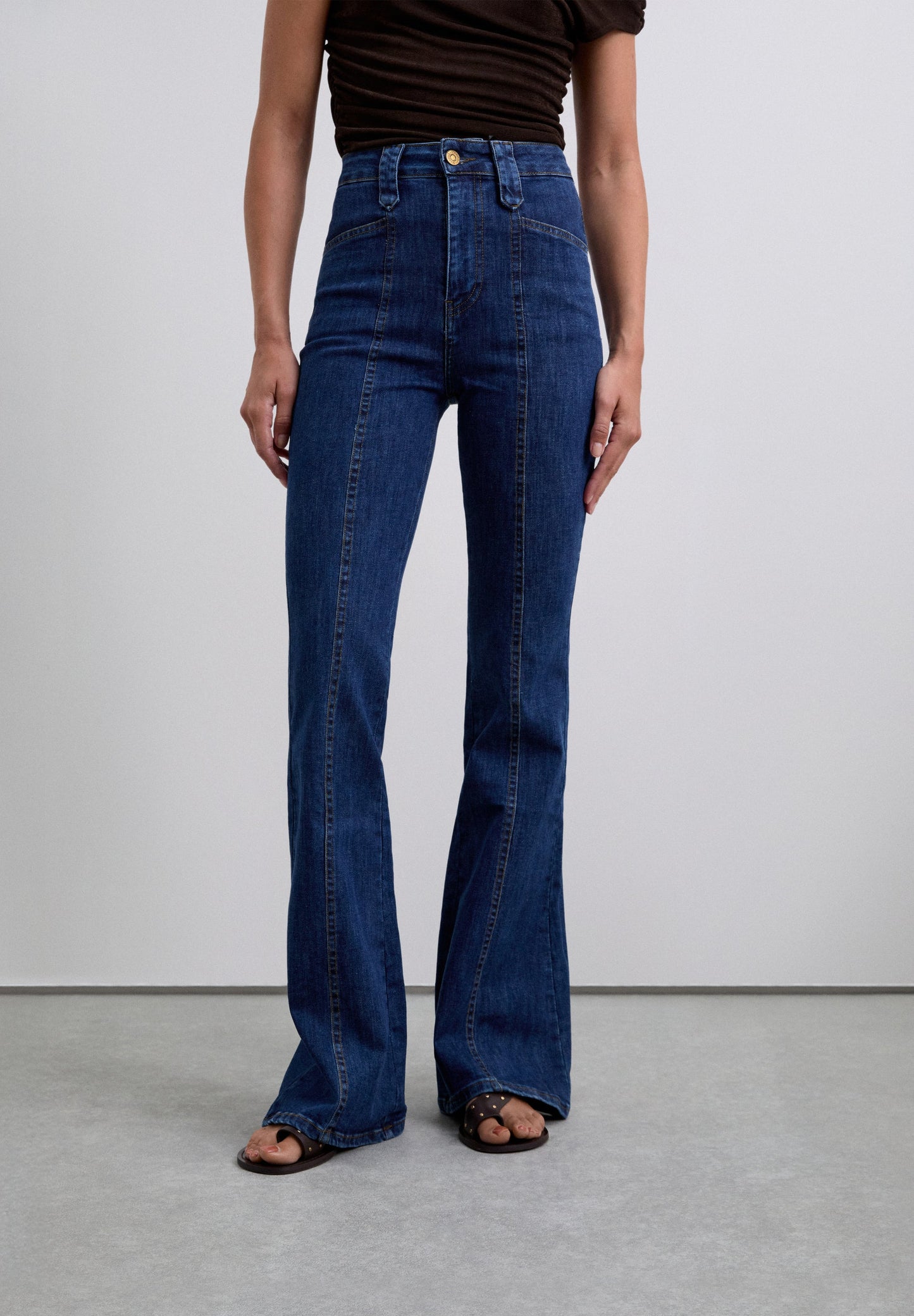 PANTALÓN DENIM BOOTCUT