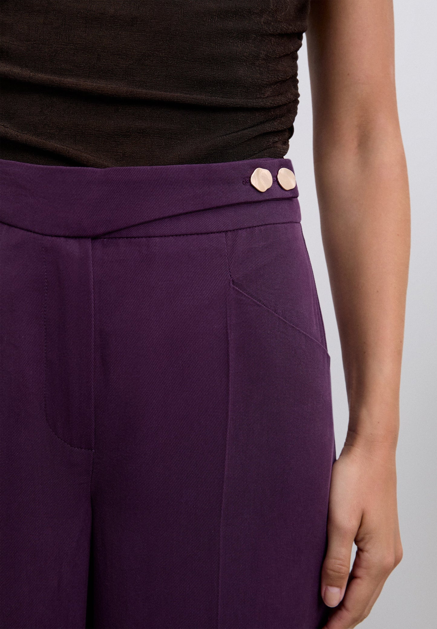 PANTALÓN CULOTTE PINZAS