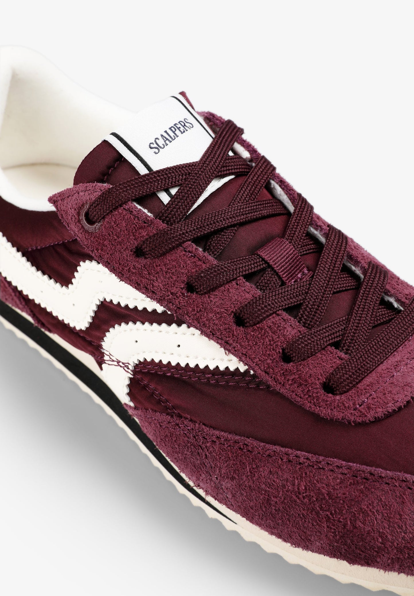 ZAPATILLA DE ANTE CONTRASTE