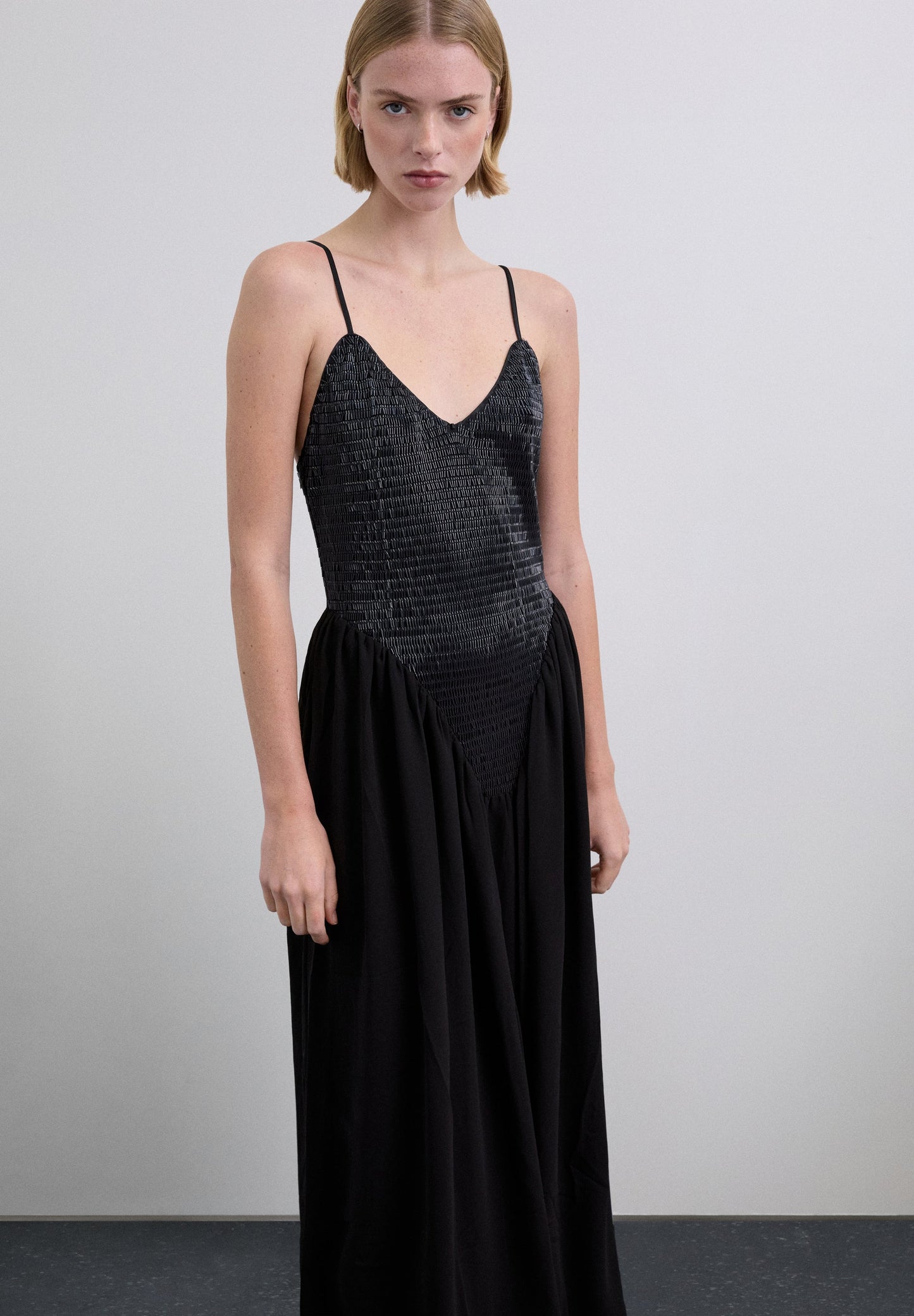 VESTIDO CORPIÑO LENTEJUELAS