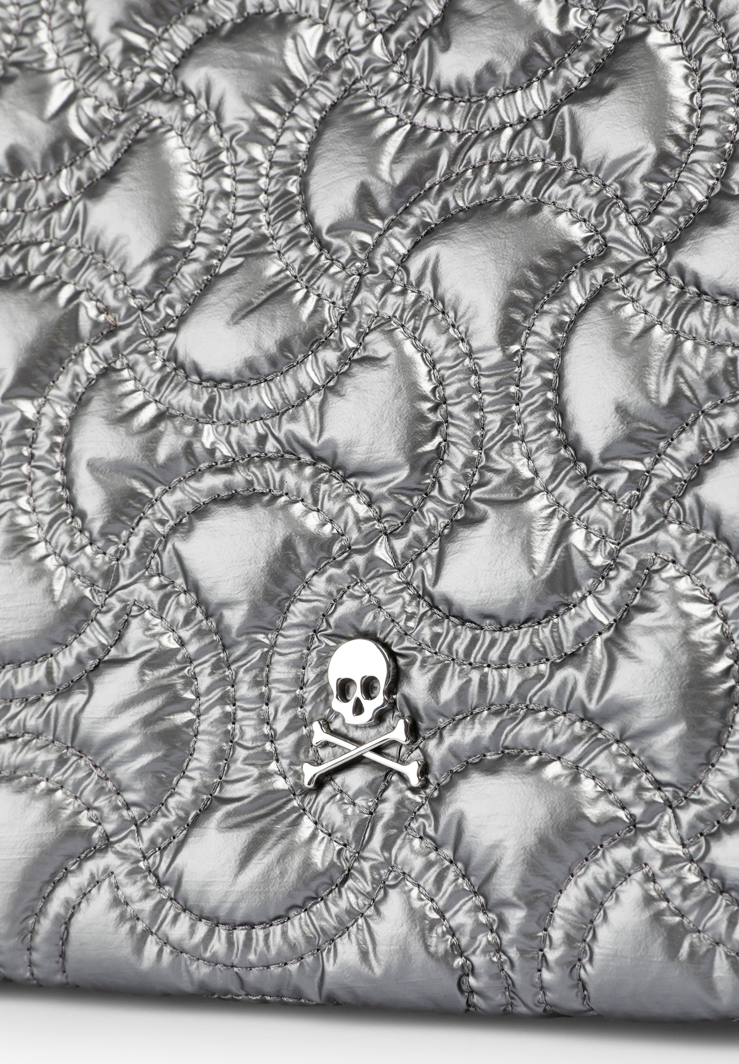 BOLSO SHOPPER ACOLCHADO CALAVERA