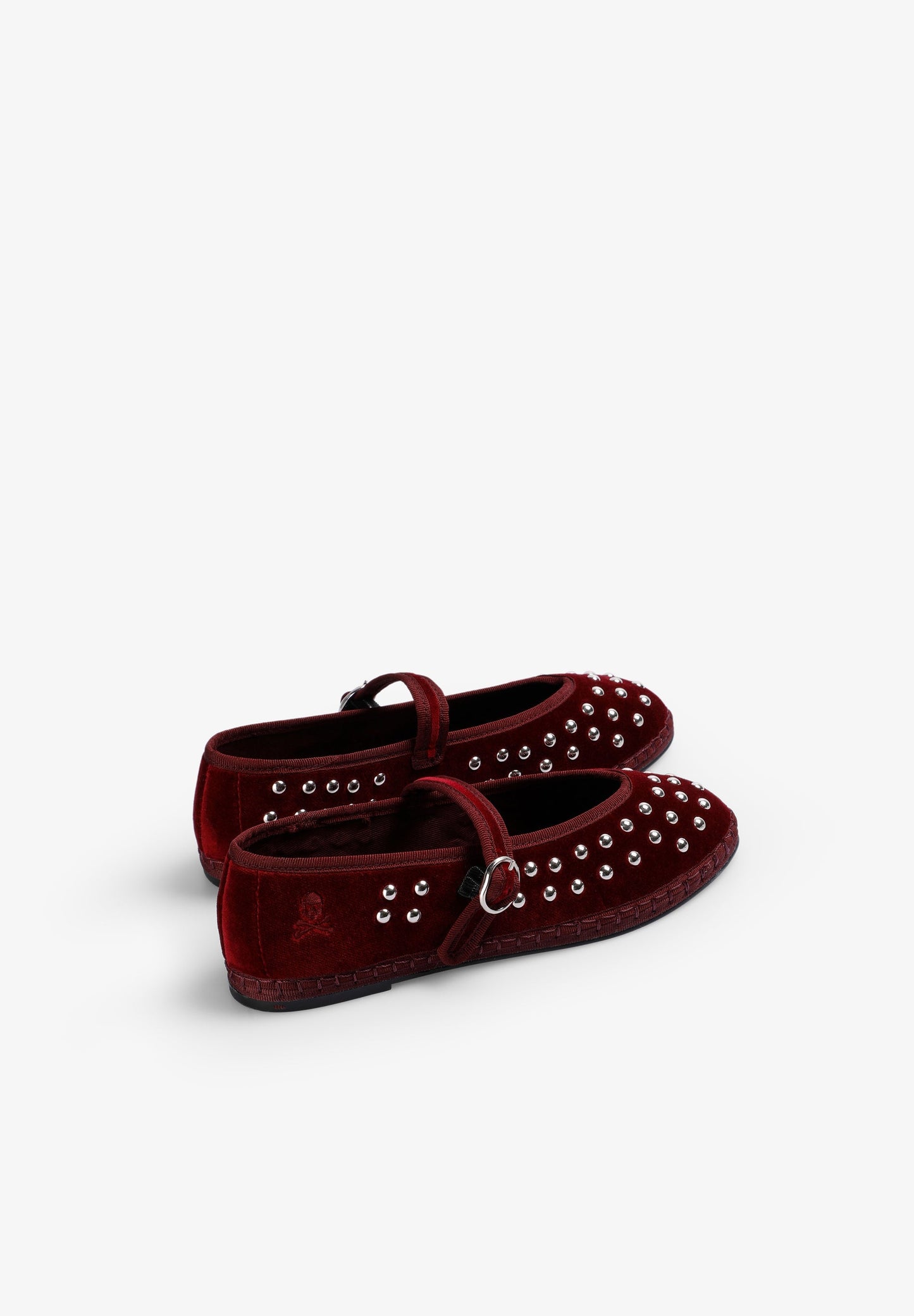 SLIPPERS TACHUELAS CALAVERA