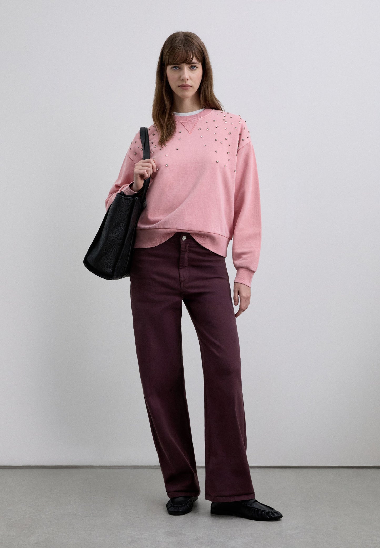 SCCRYSTALBRUST SWEATER