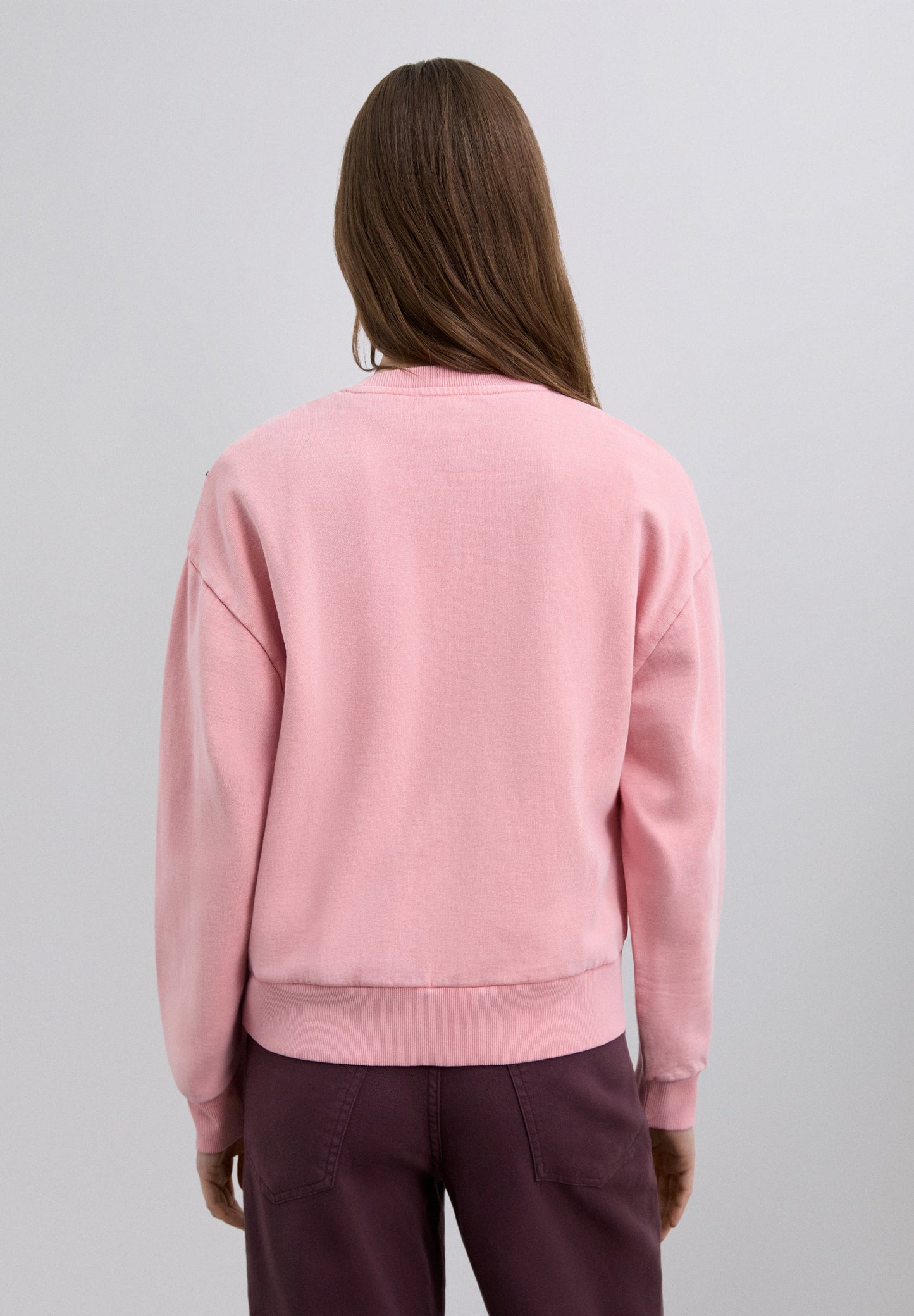 SCCRYSTALBRUST SWEATER