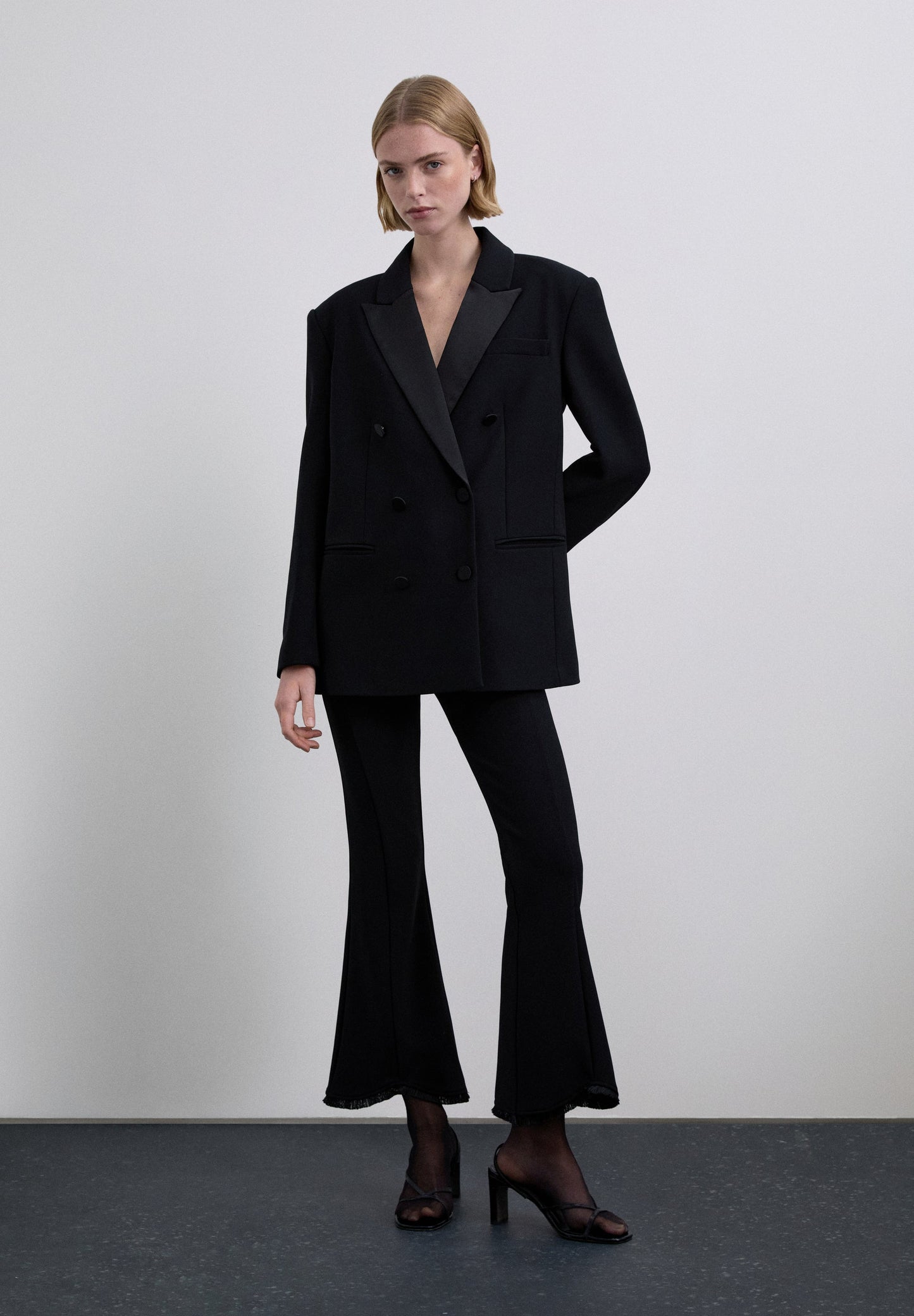 BLAZER DETALLES FLECOS