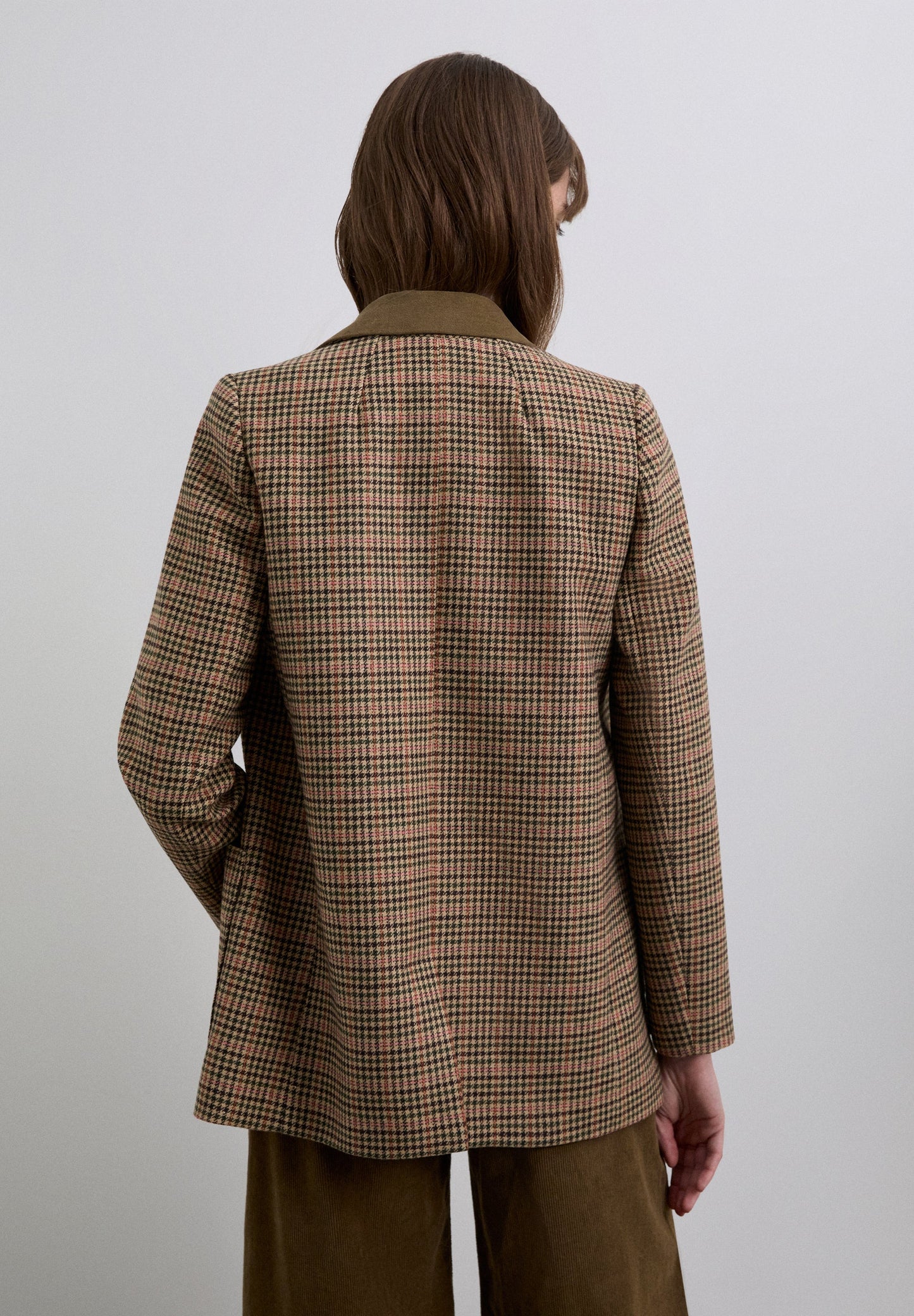 BLAZER DETALLES CONTRASTE