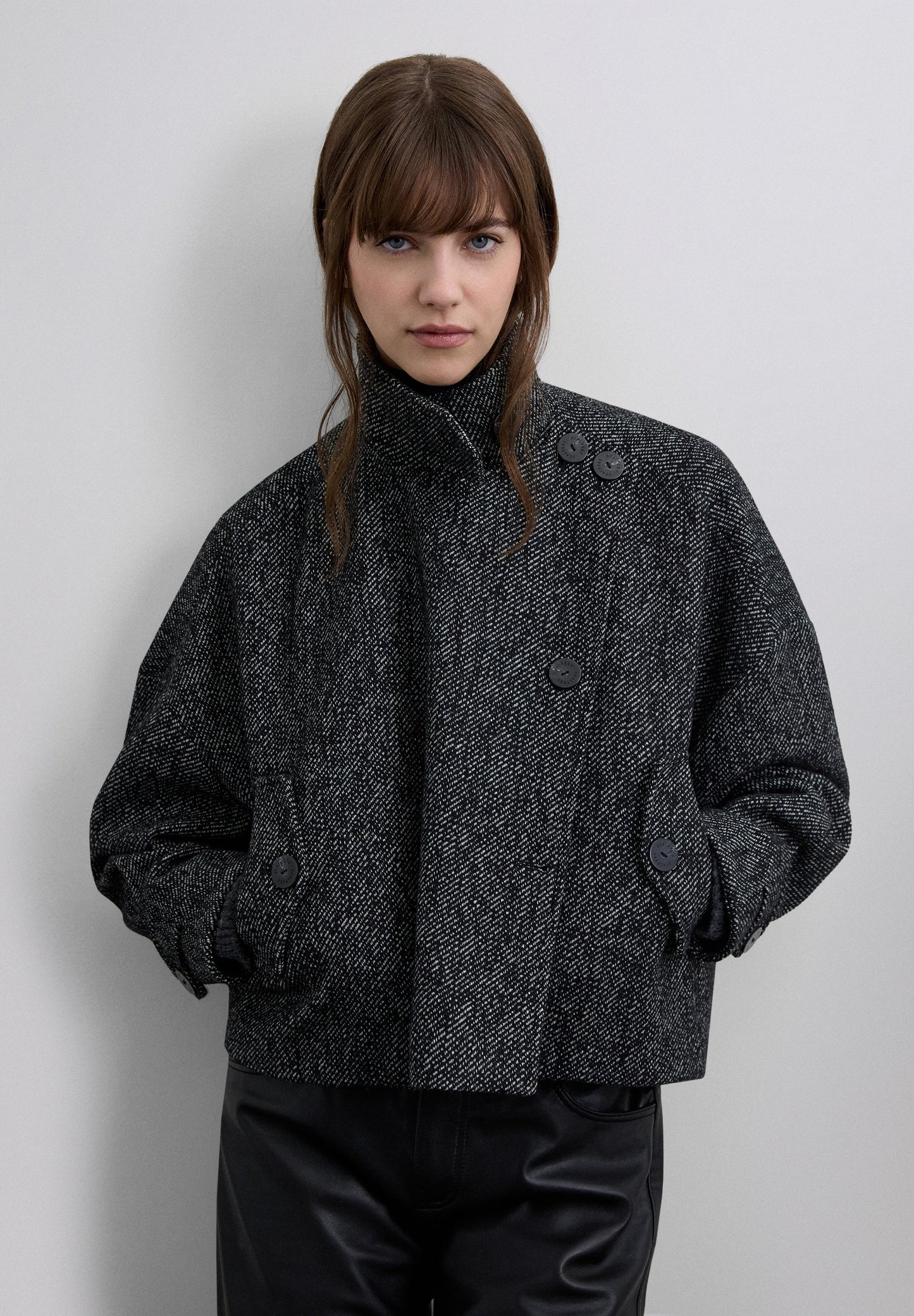 CHAQUETA SARGA CRUZADA