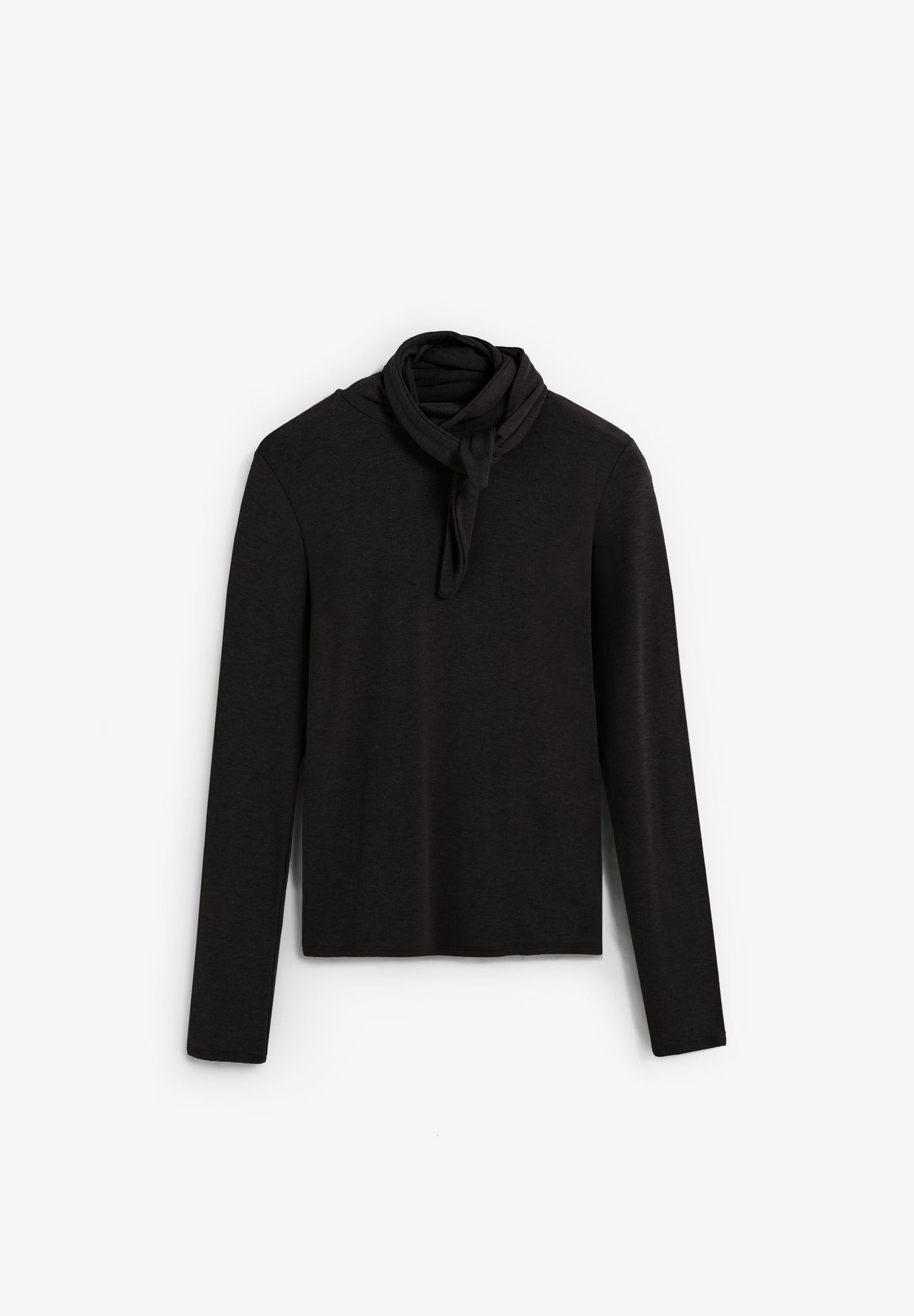 CAMISETA CUELLO VUELTO CON LAZADA