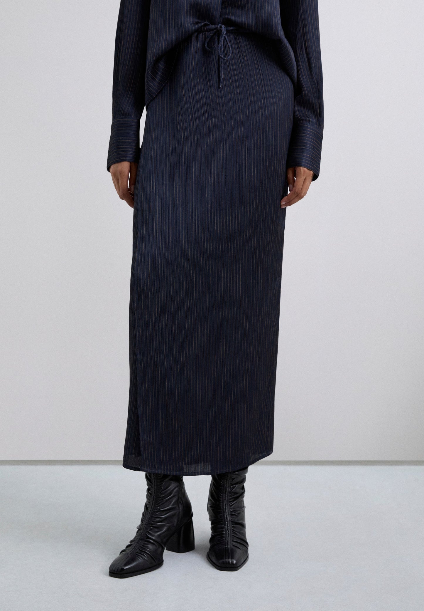 FALDA LARGA RAYAS DIPLOMÁTICAS