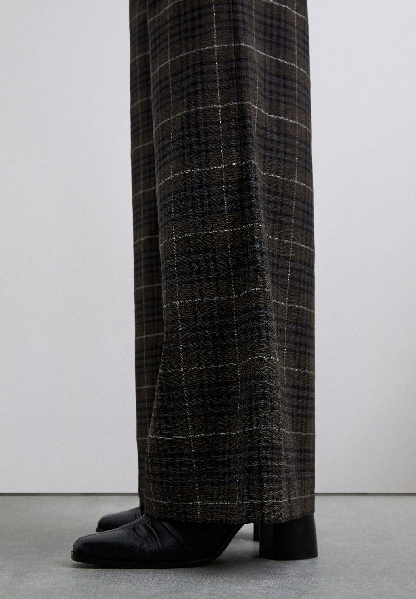 PANTALÓN RECTO CUADROS