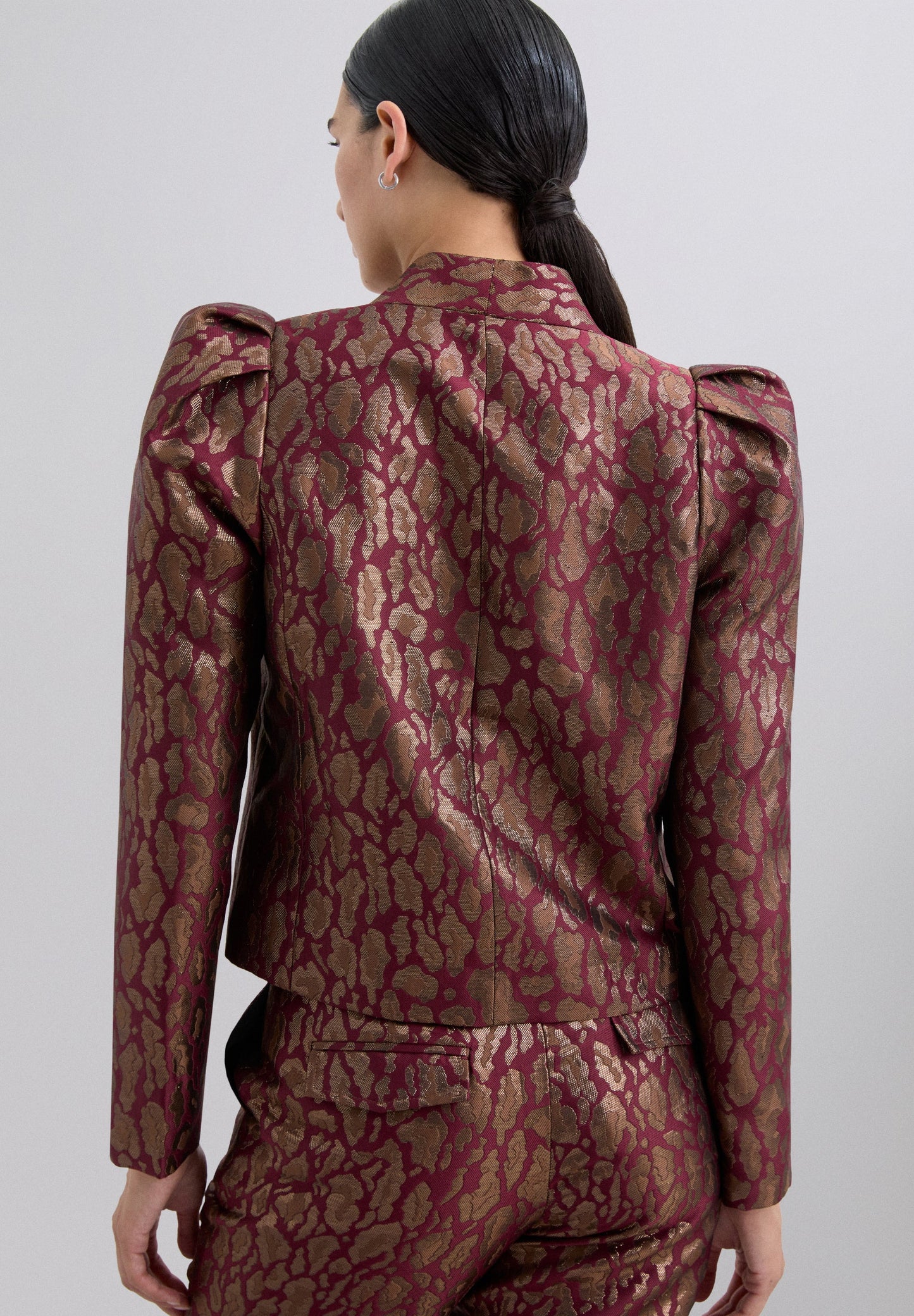 BLAZER CROPPED ANIMAL PRINT METALIZADA