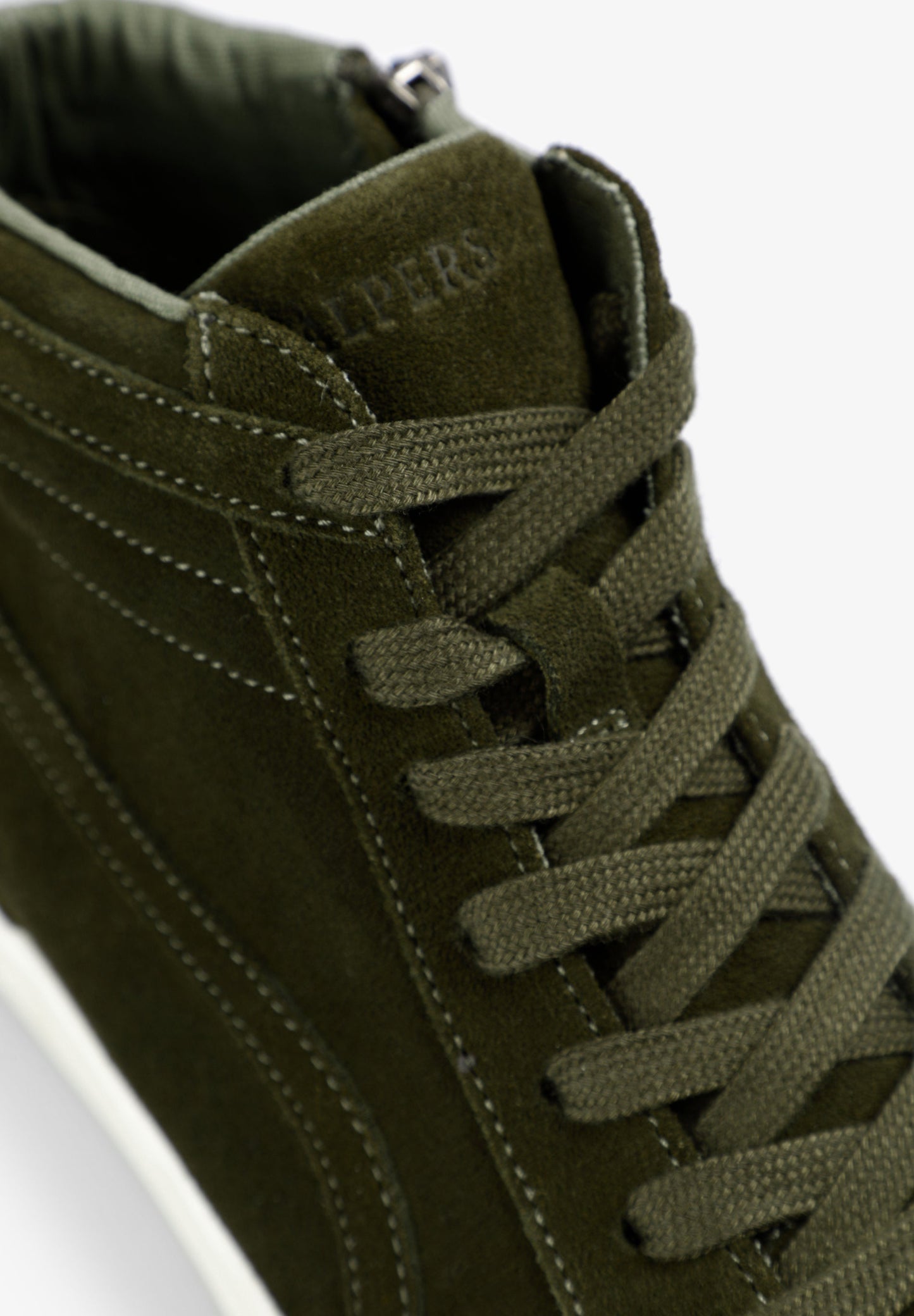 SNEAKERS ALTAS PIEL CALAVERA