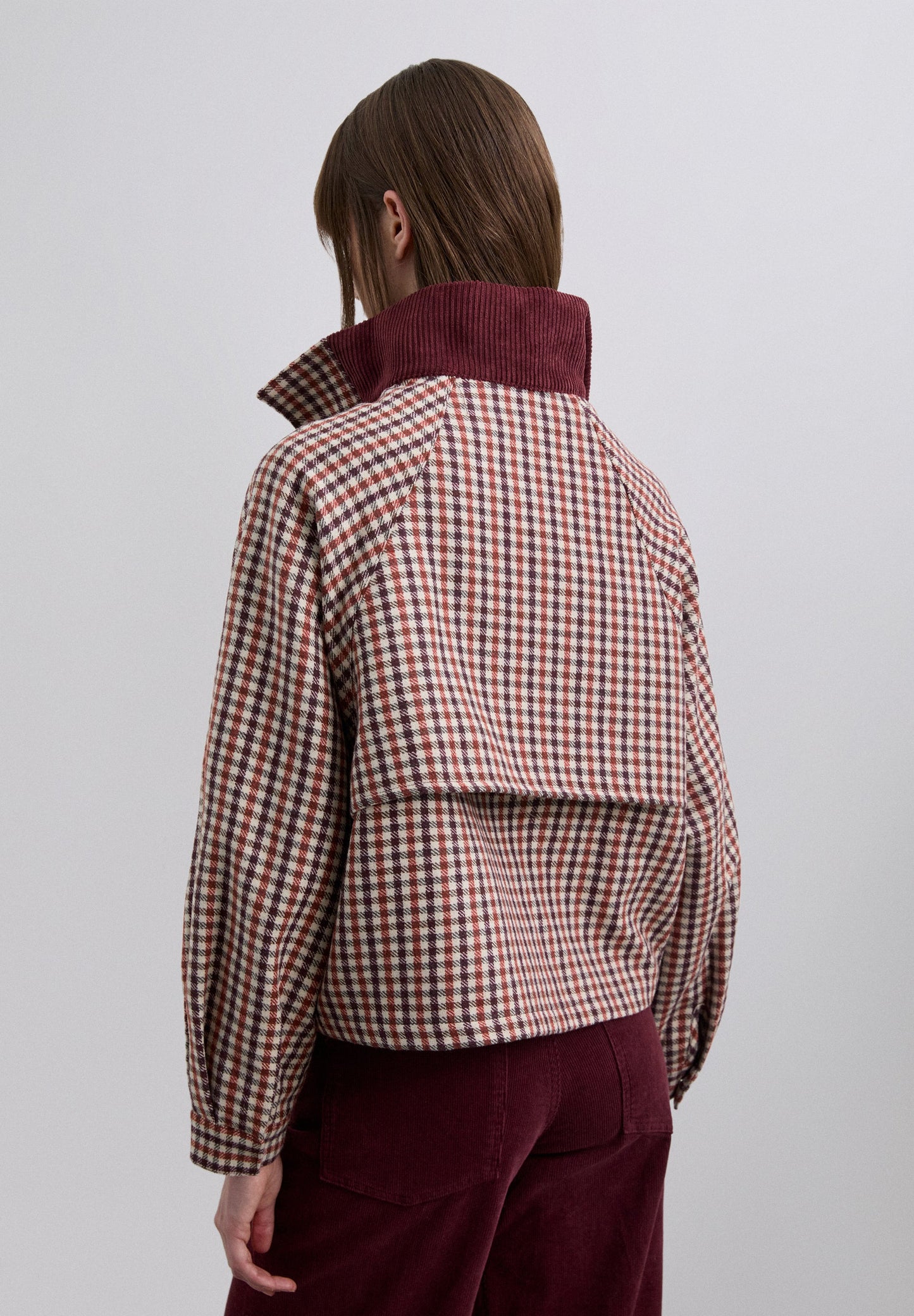 CHAQUETA BOMBER CUADROS CUELLO PANA
