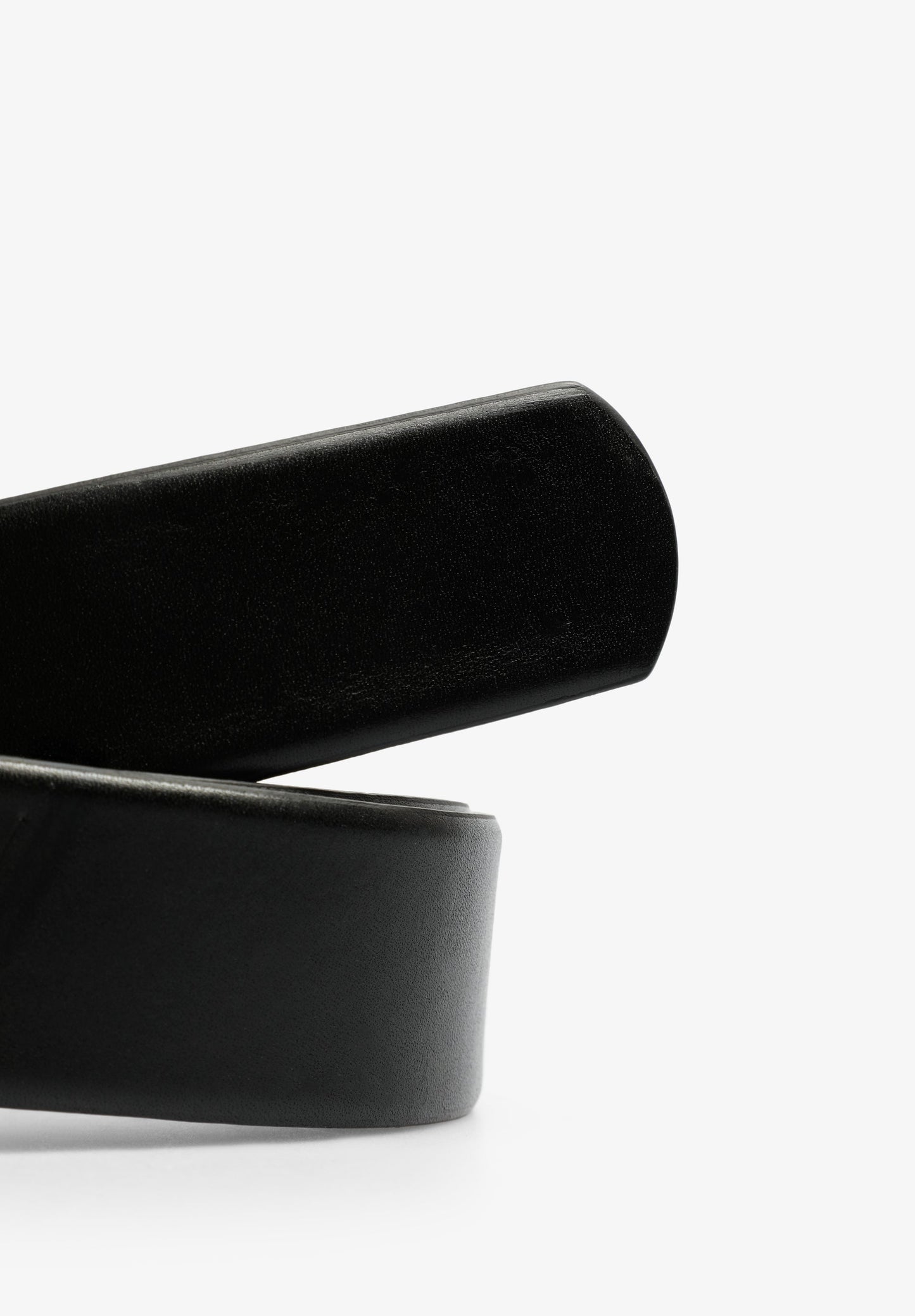 CINTURÓN CLÁSICO PIEL