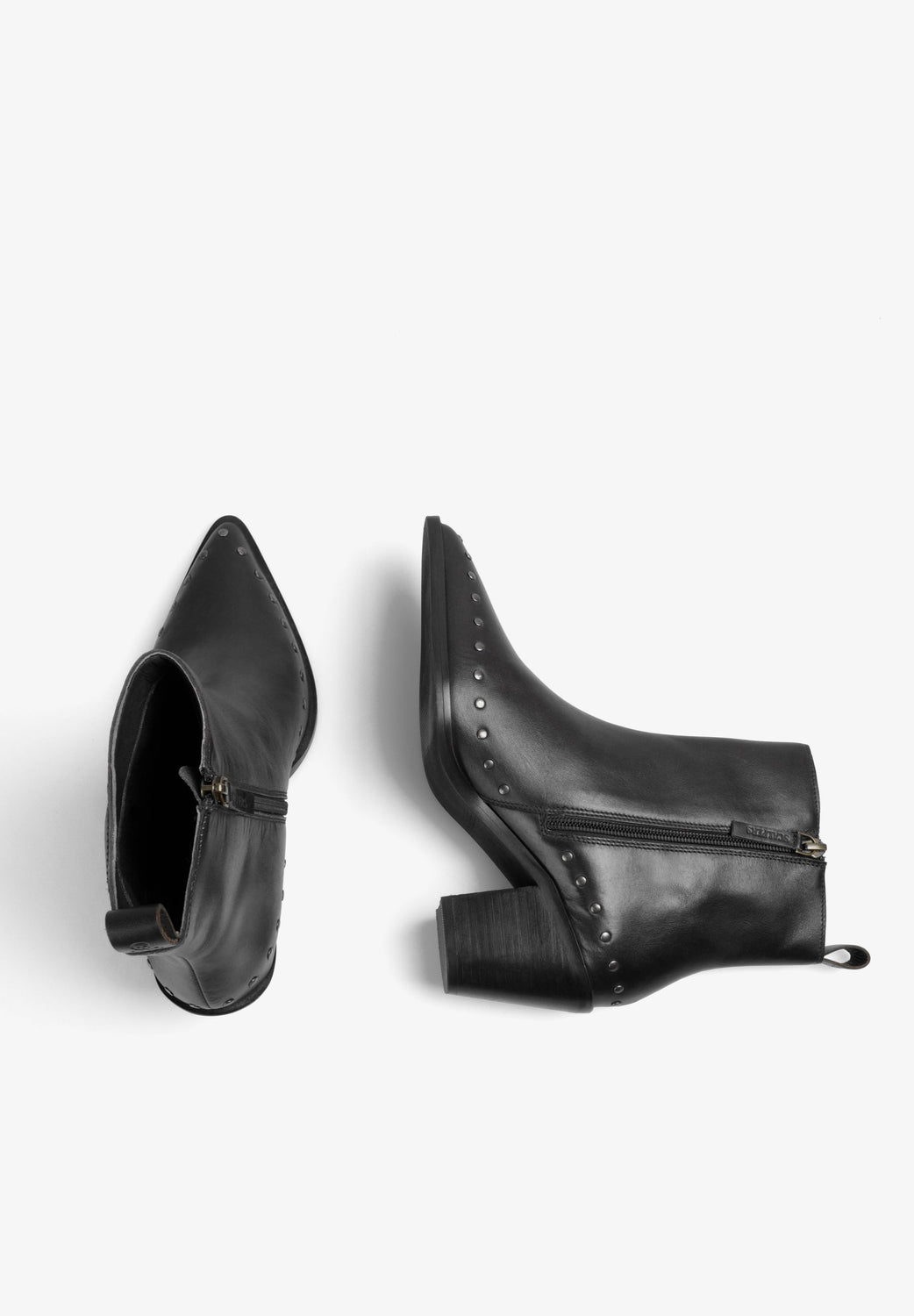 BOTAS DE PIEL CON TACHAS - Scalpers