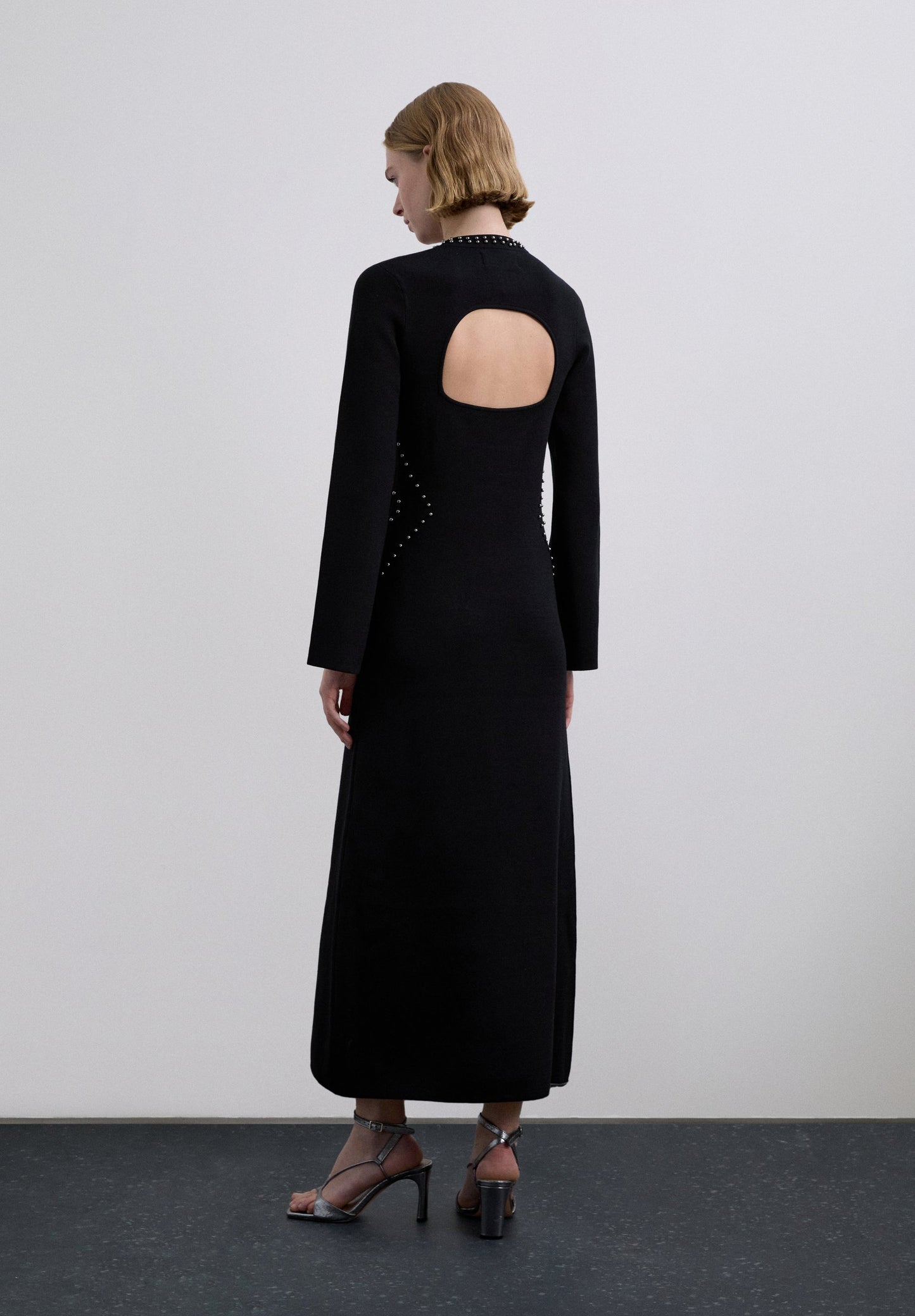 VESTIDO PUNTO STUDS ABERTURA